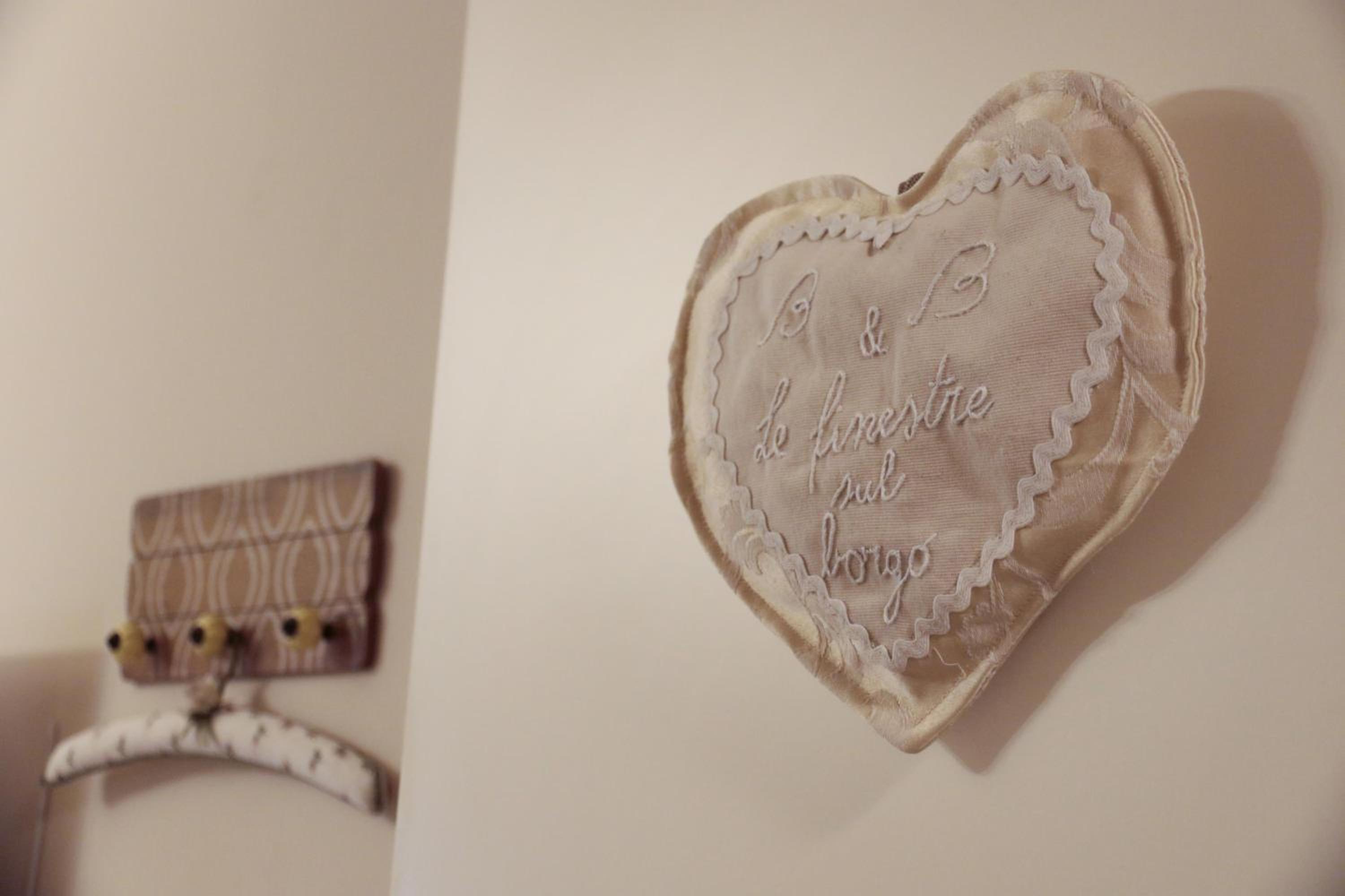 Le Finestre sul Borgo Rooms