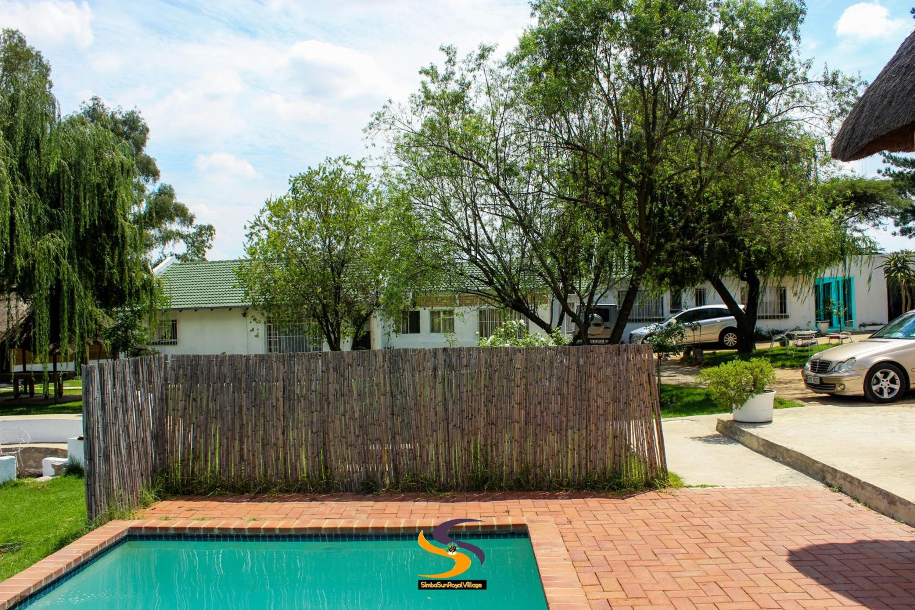 SimbaSun Cottages