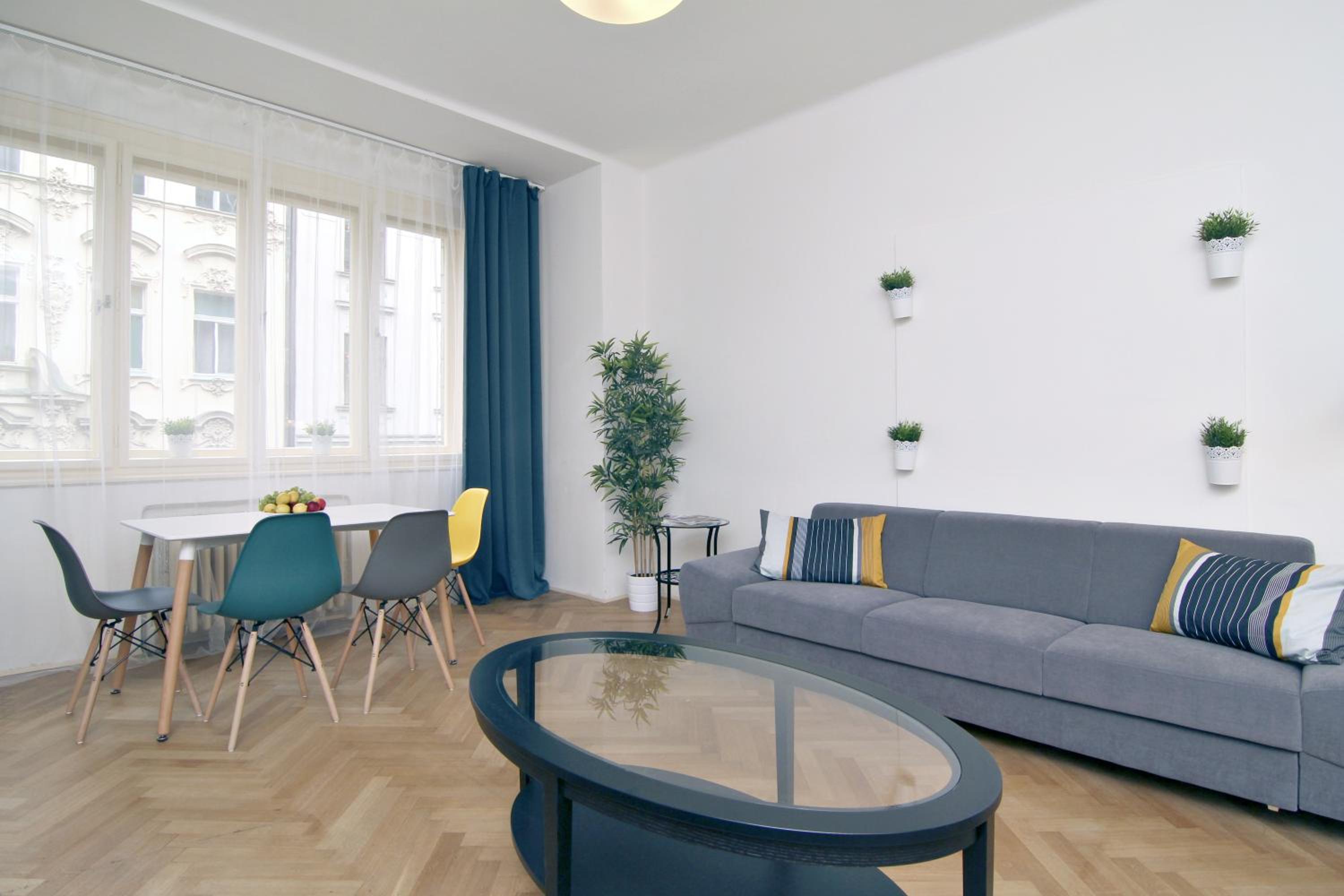 Apartments with 2 Bathrooms