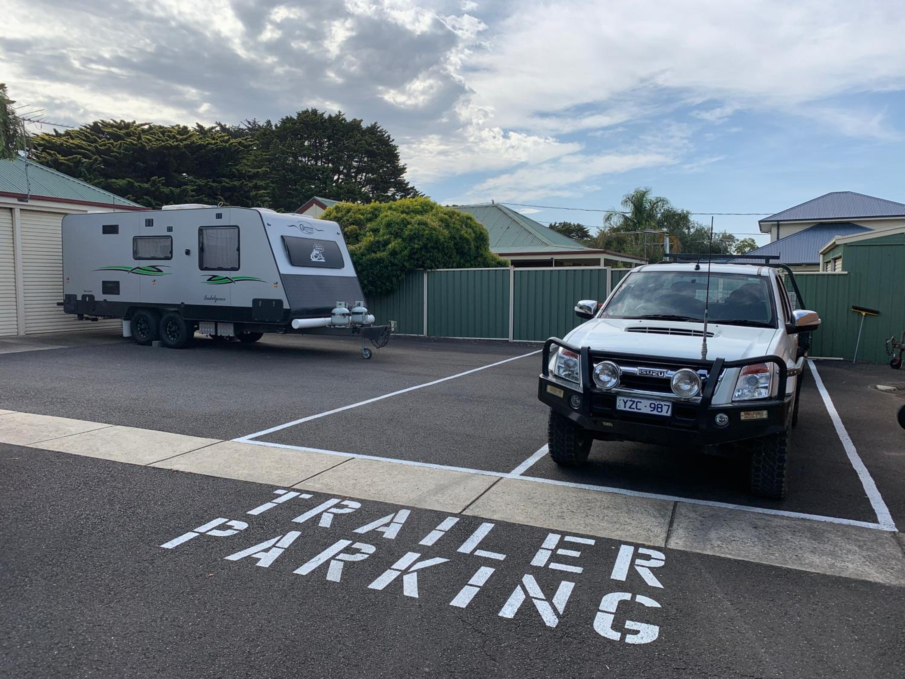 Arthur Phillip Motor Inn