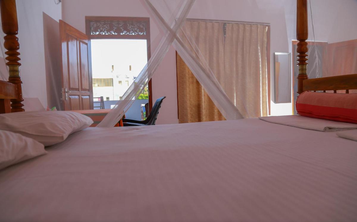THE KING APARTMENT view 3