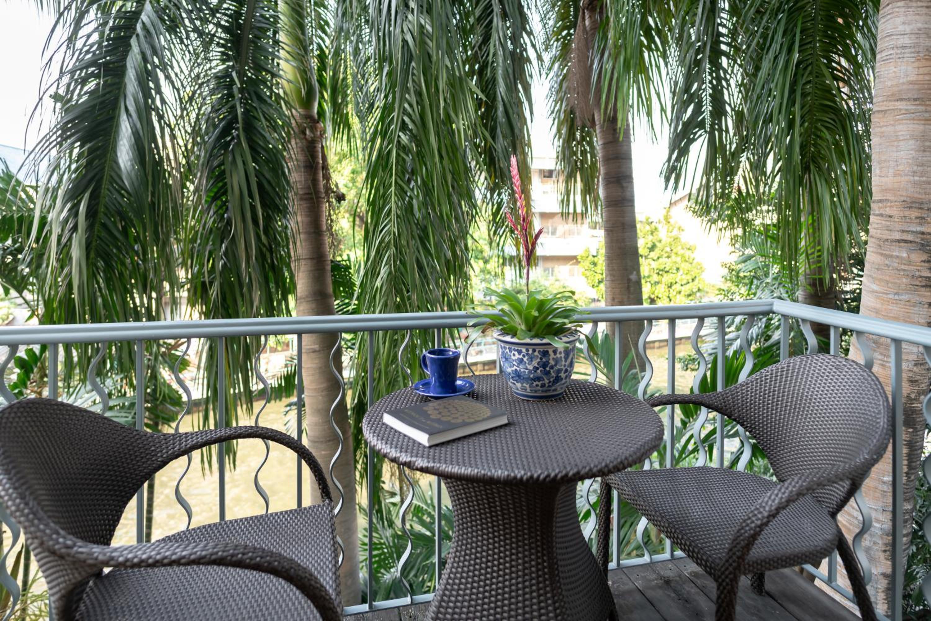 Ariyasom Villa