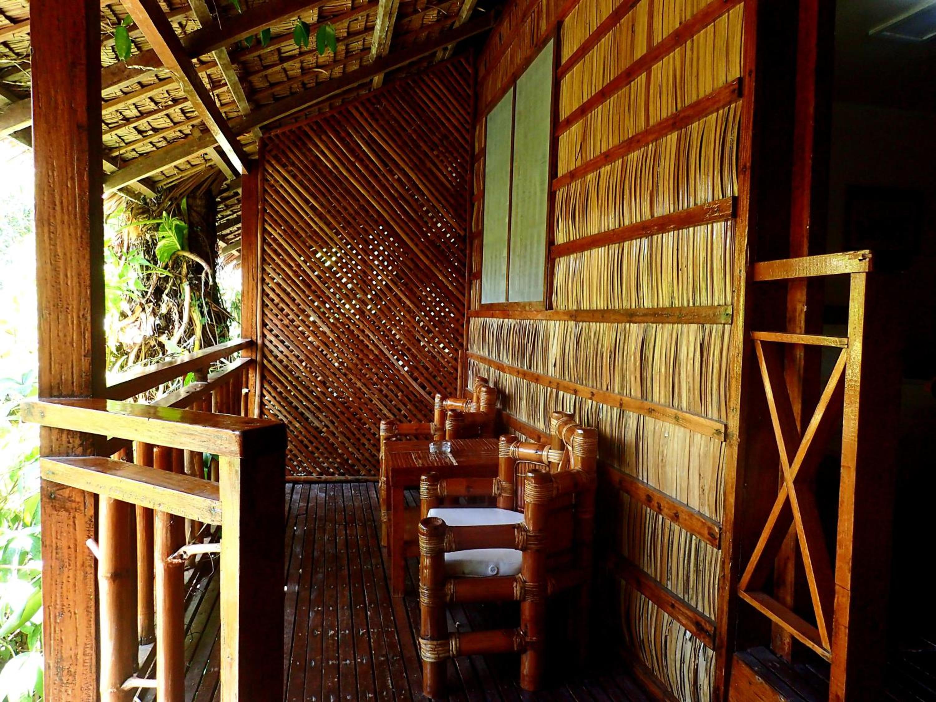 El Galleon Beach Resort
