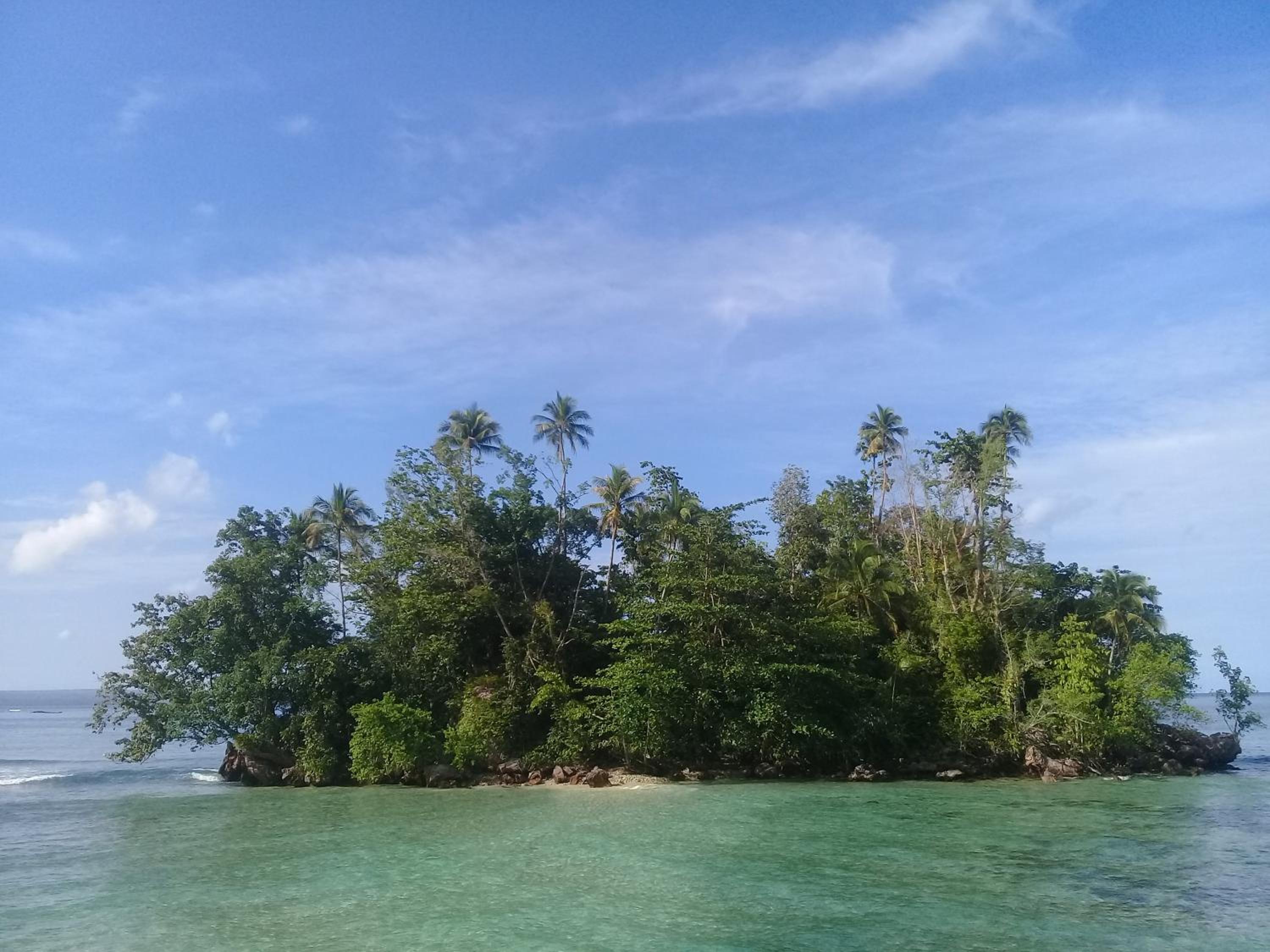 Nusa Nalan Beach Resort view 2