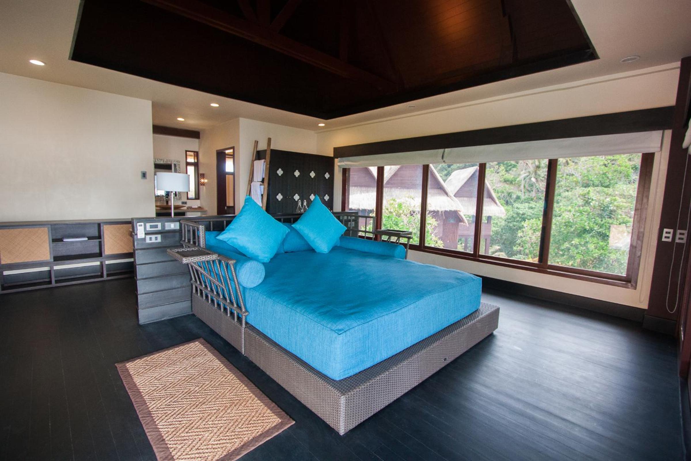 Cauayan Island Resort and Spa