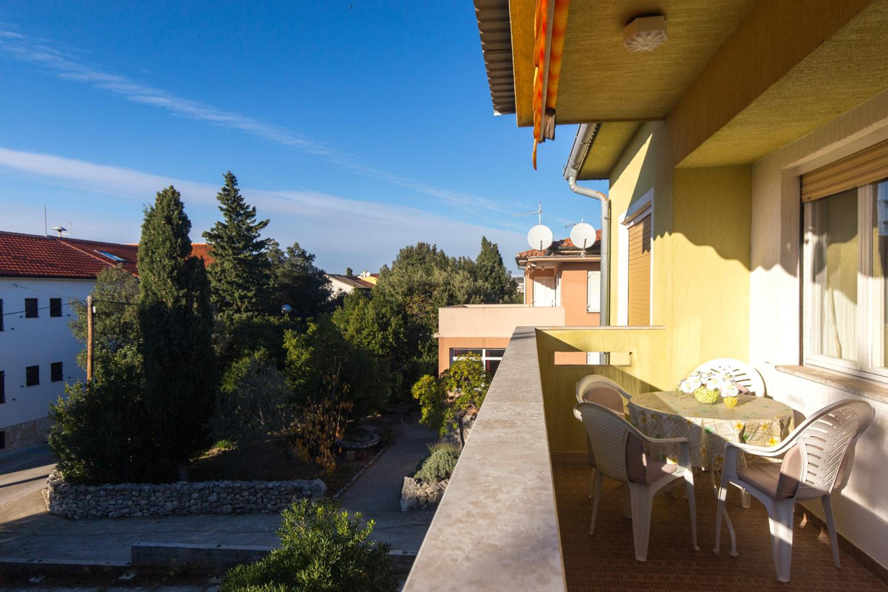Photo 37