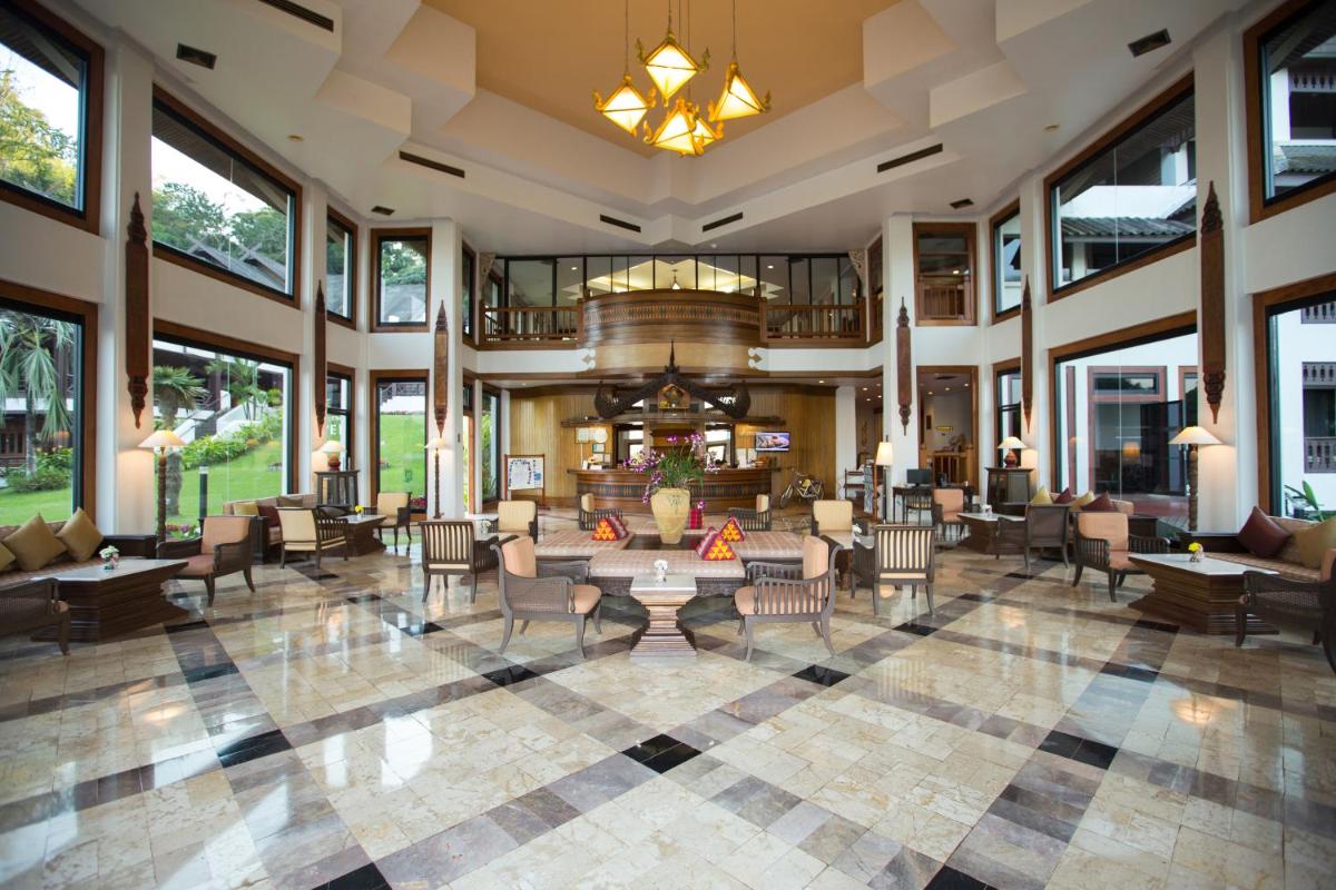 hotel reception