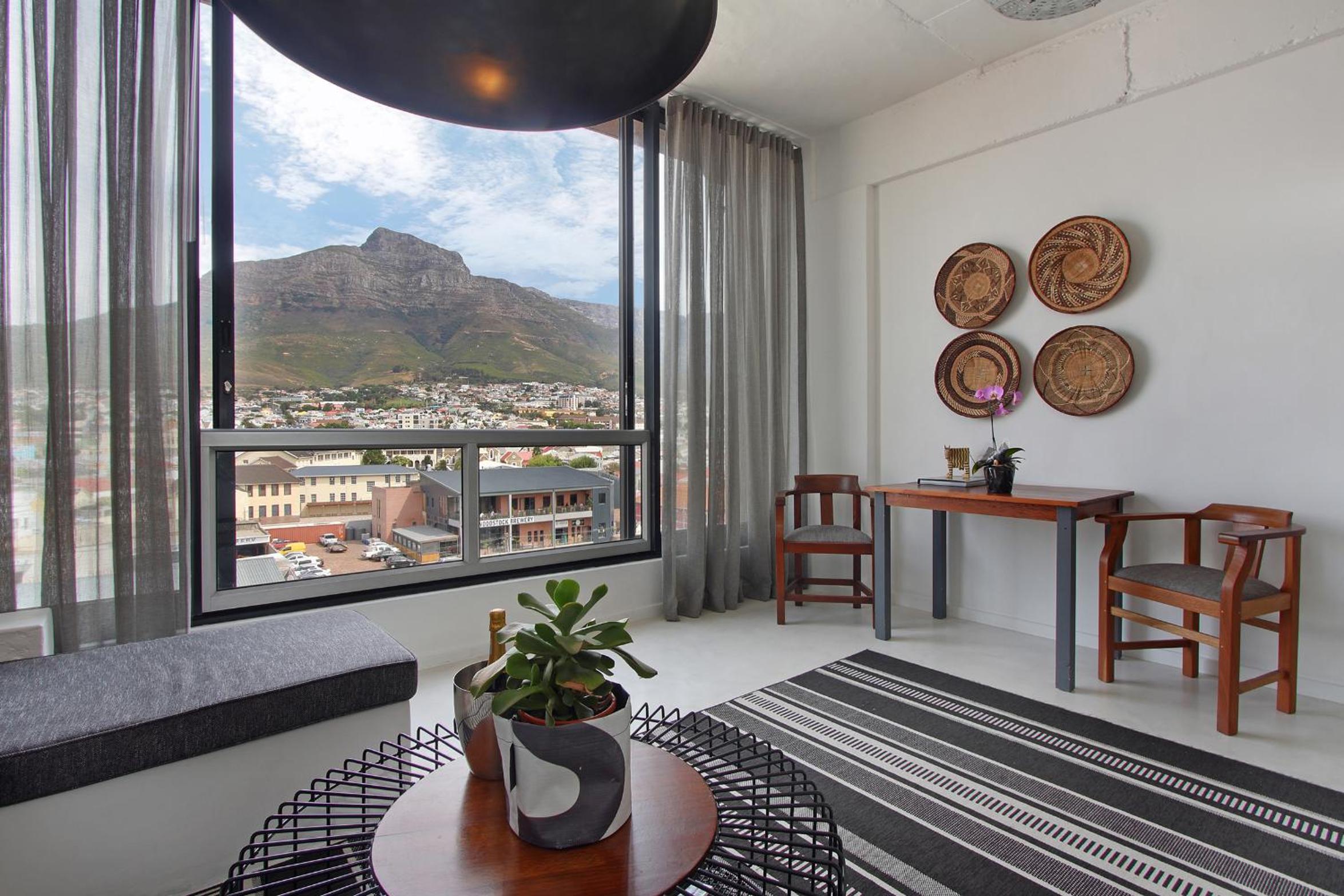 Harbour View Apartments
