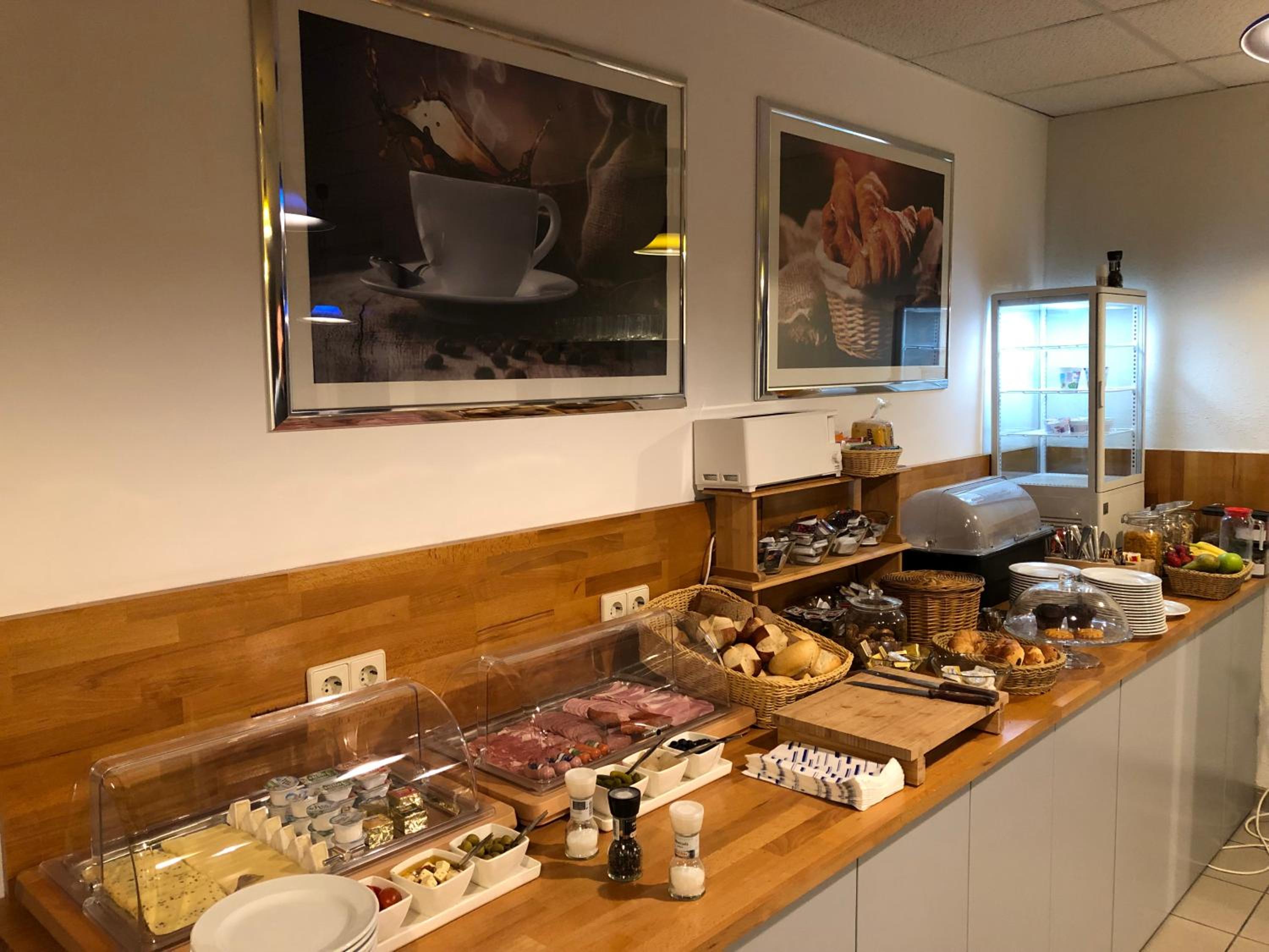 Hotel Drei König- Ihr Transithotel, photo 23
