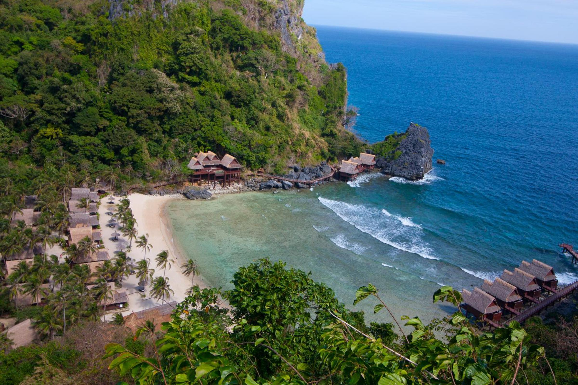 Cauayan Island Resort and Spa