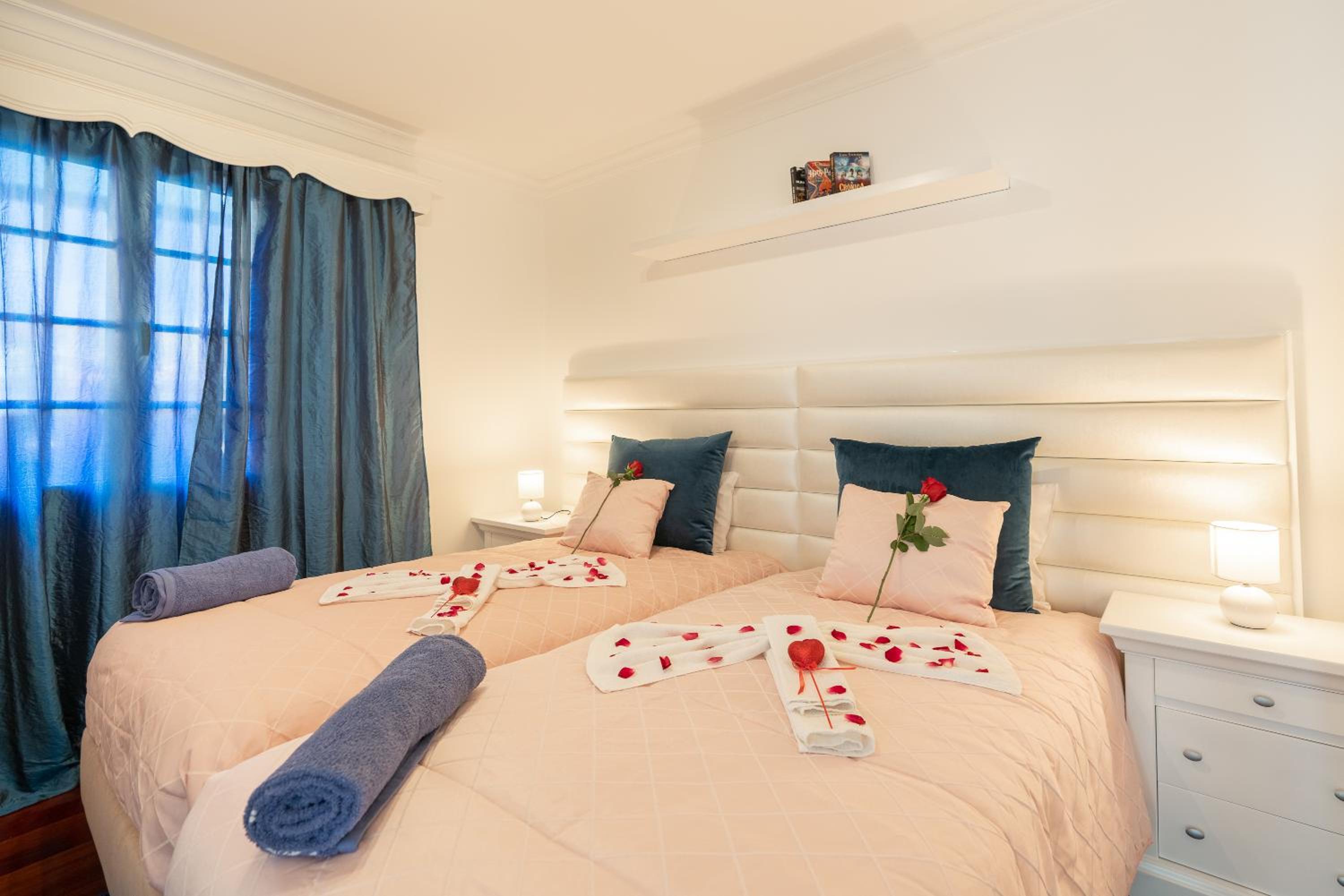 CASA LIRA Heated swiming, Sea View and Air Conditioning