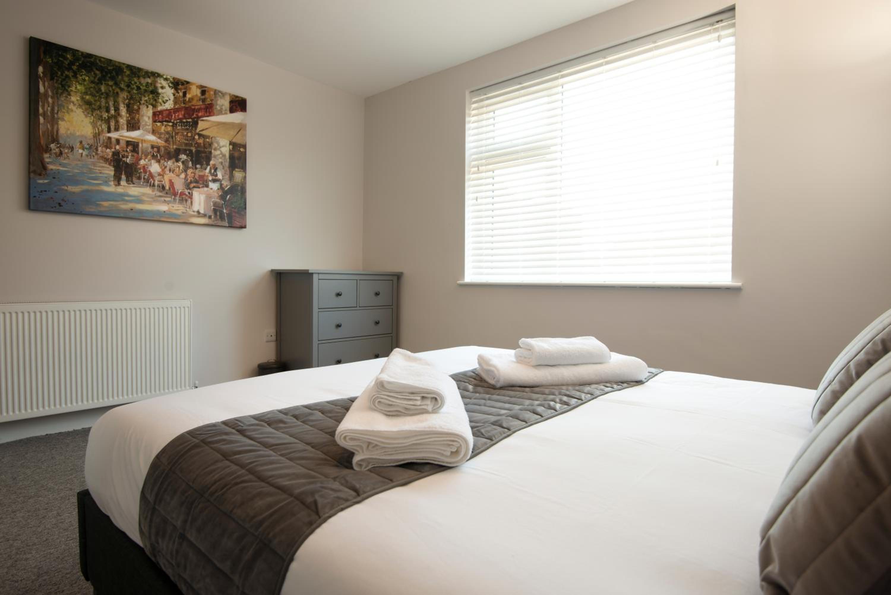 Morley Cottage - Modern 3 bedroom, 2 bathroom house with garden in Southsea, Portsmouth view 4