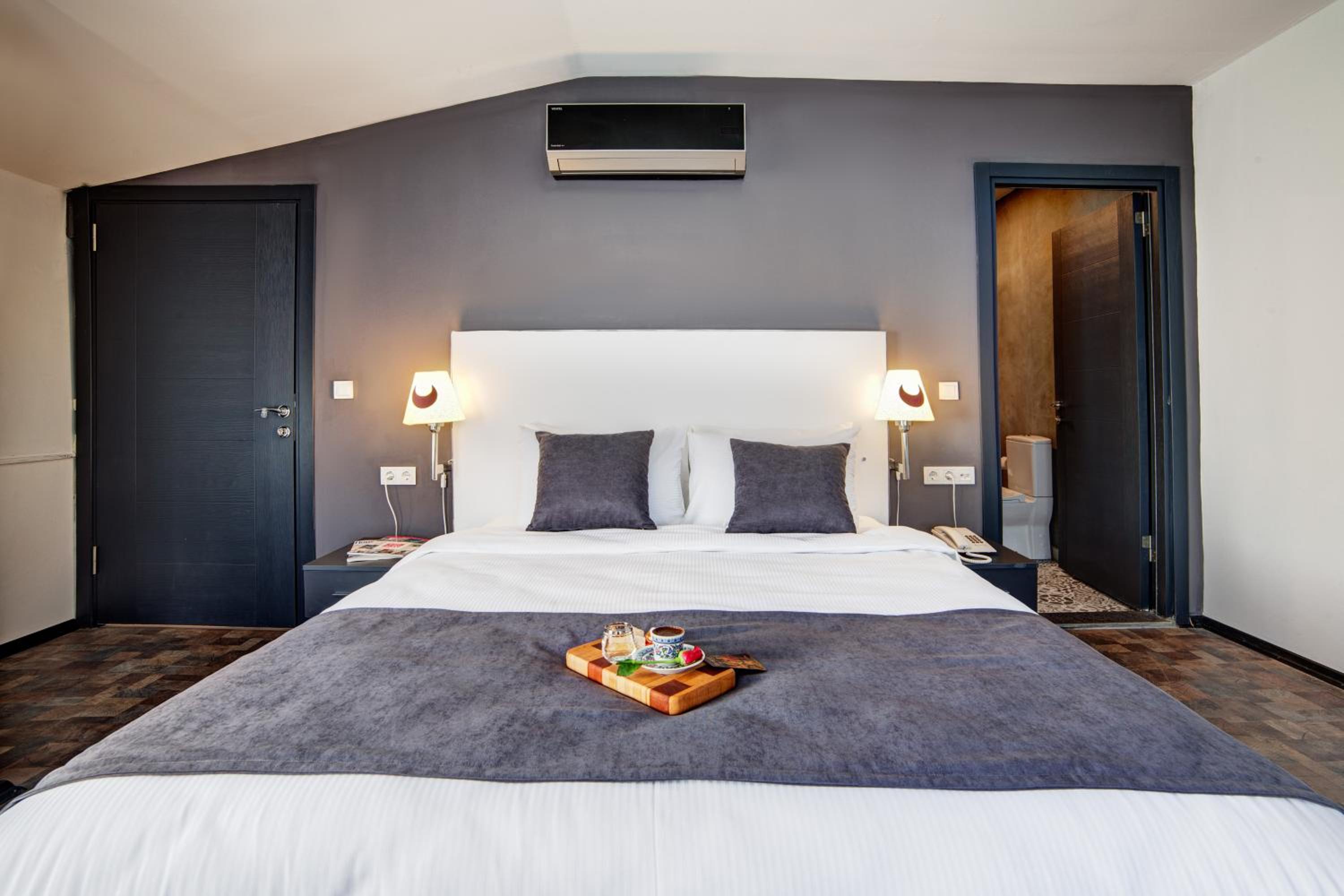 Lime Garden Hotel
