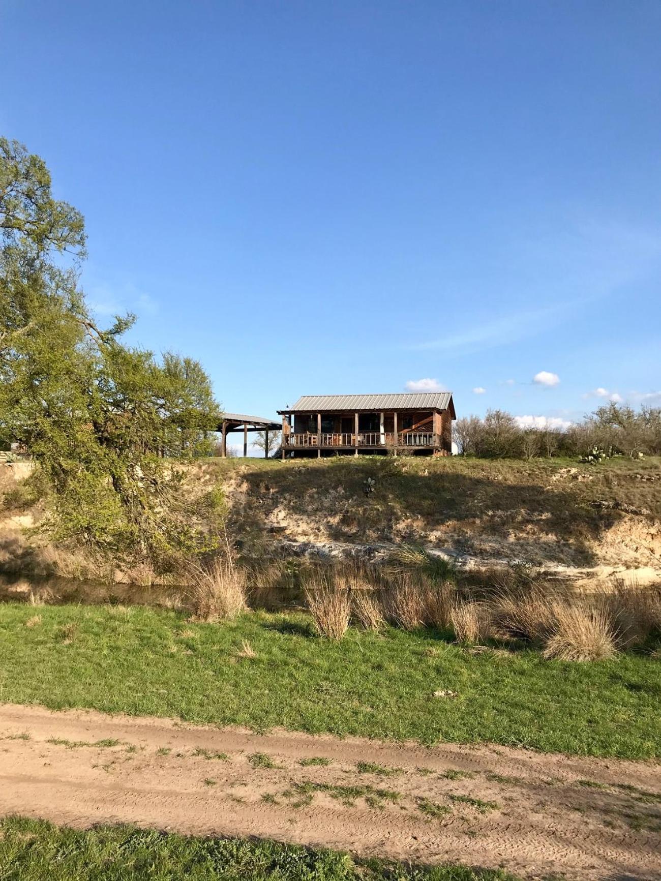 Hotel City on a Hill at Spring Creek