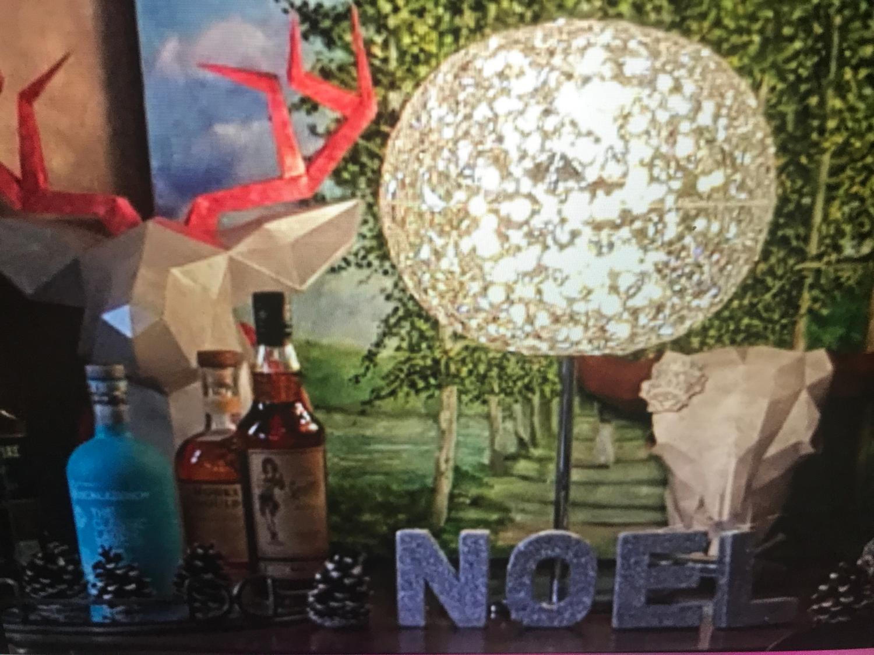 bar