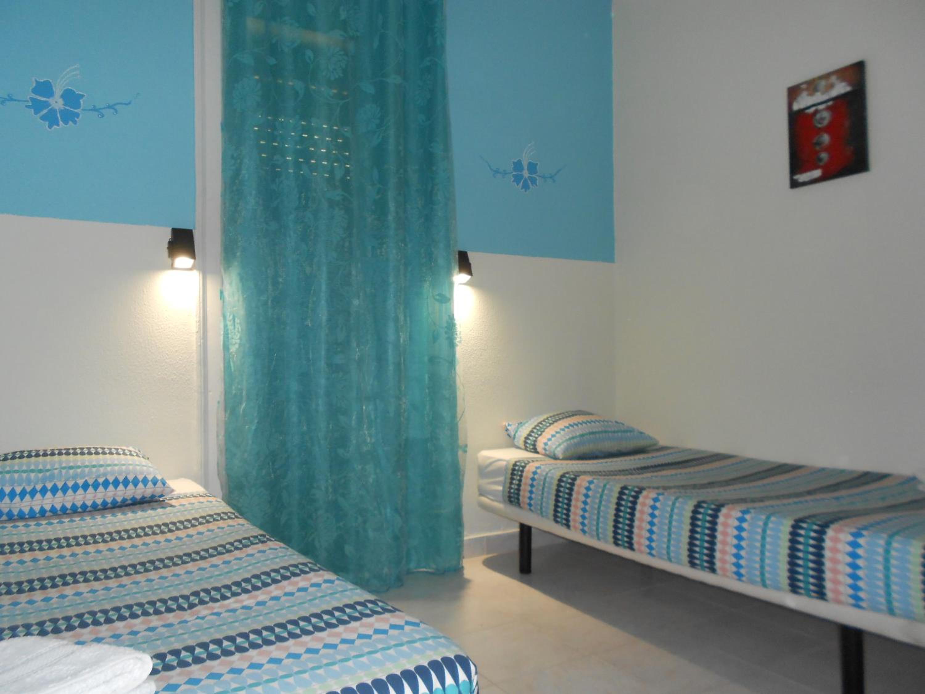 Crescent Rooms