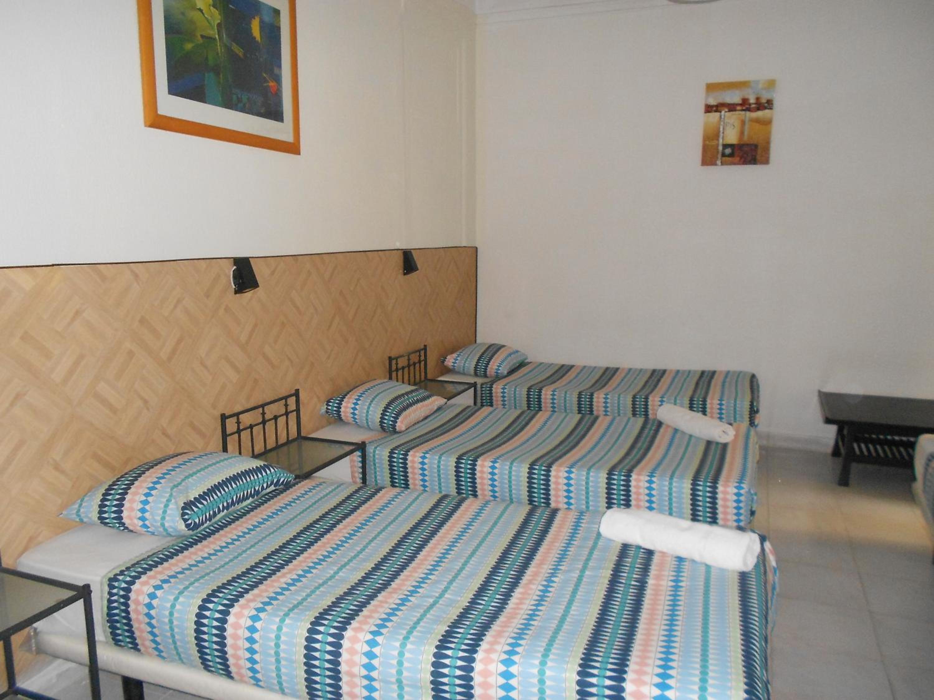Crescent Rooms