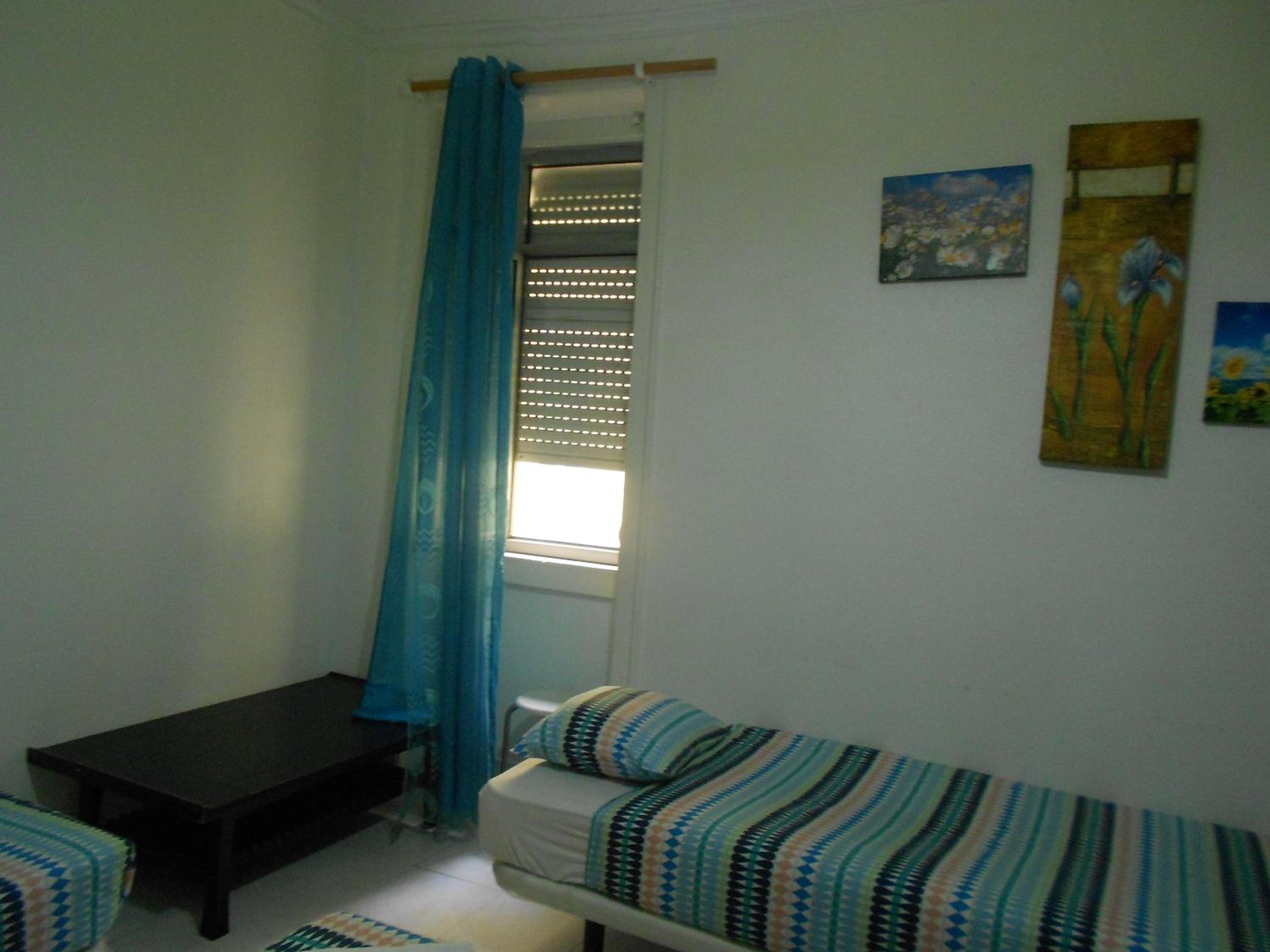Crescent Rooms