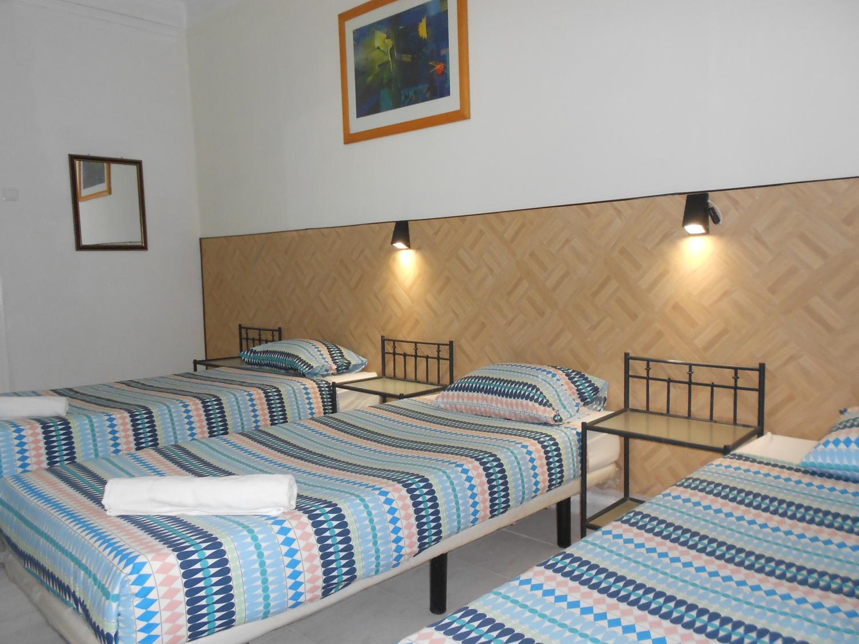 Crescent Rooms