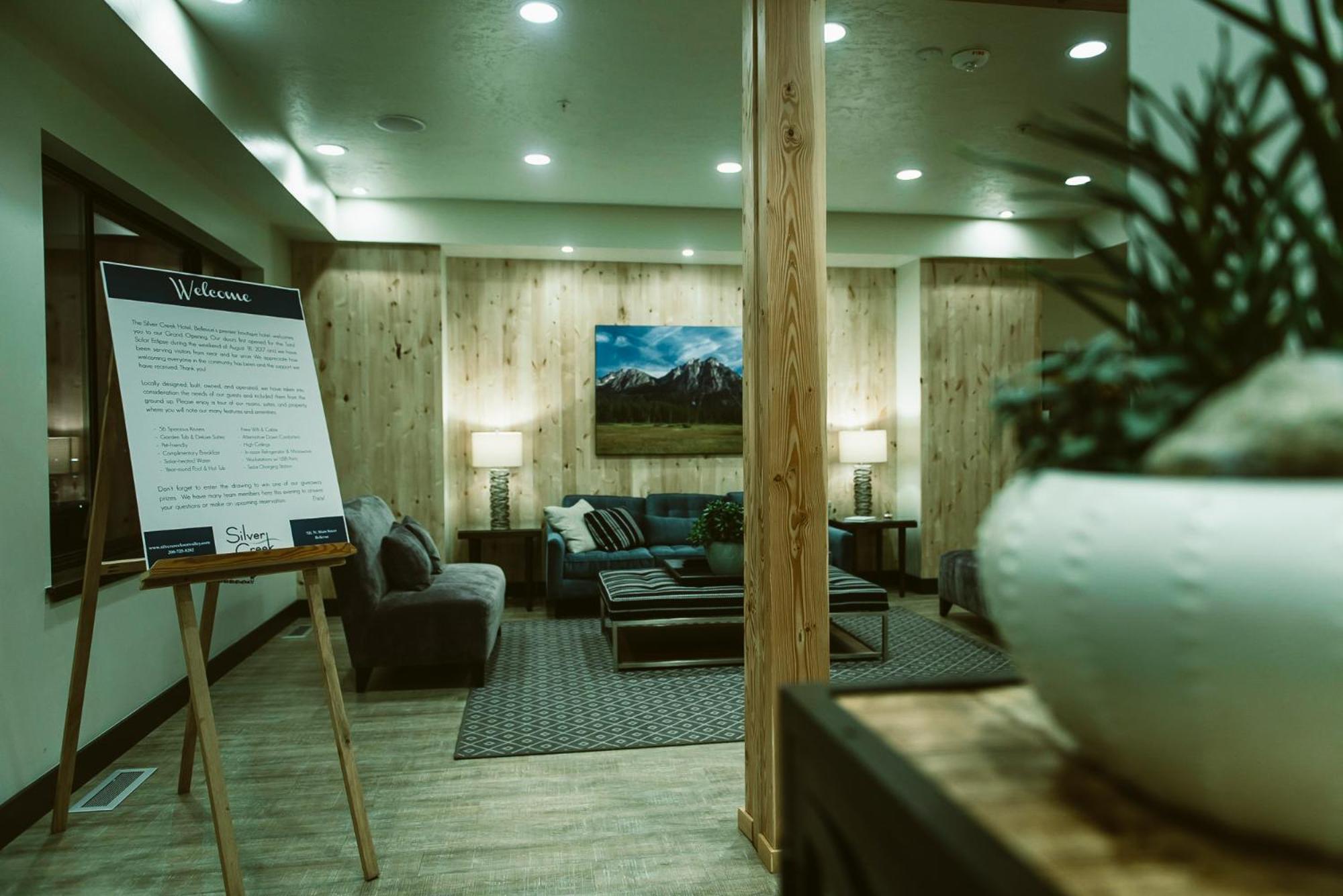 Silver Creek Hotel - Property Image 6