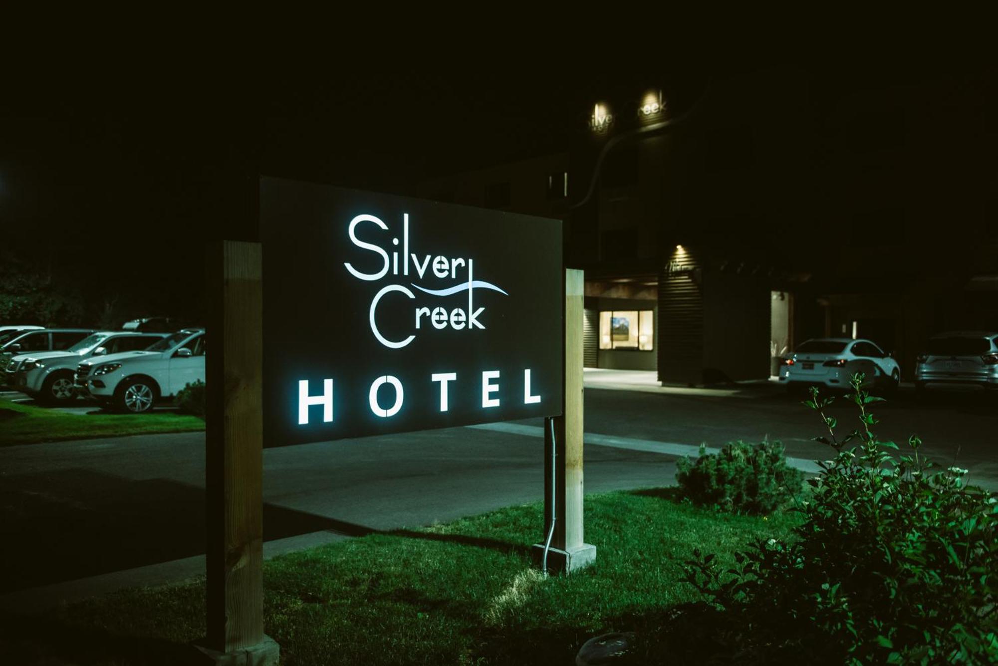 Silver Creek Hotel - Property Image 7