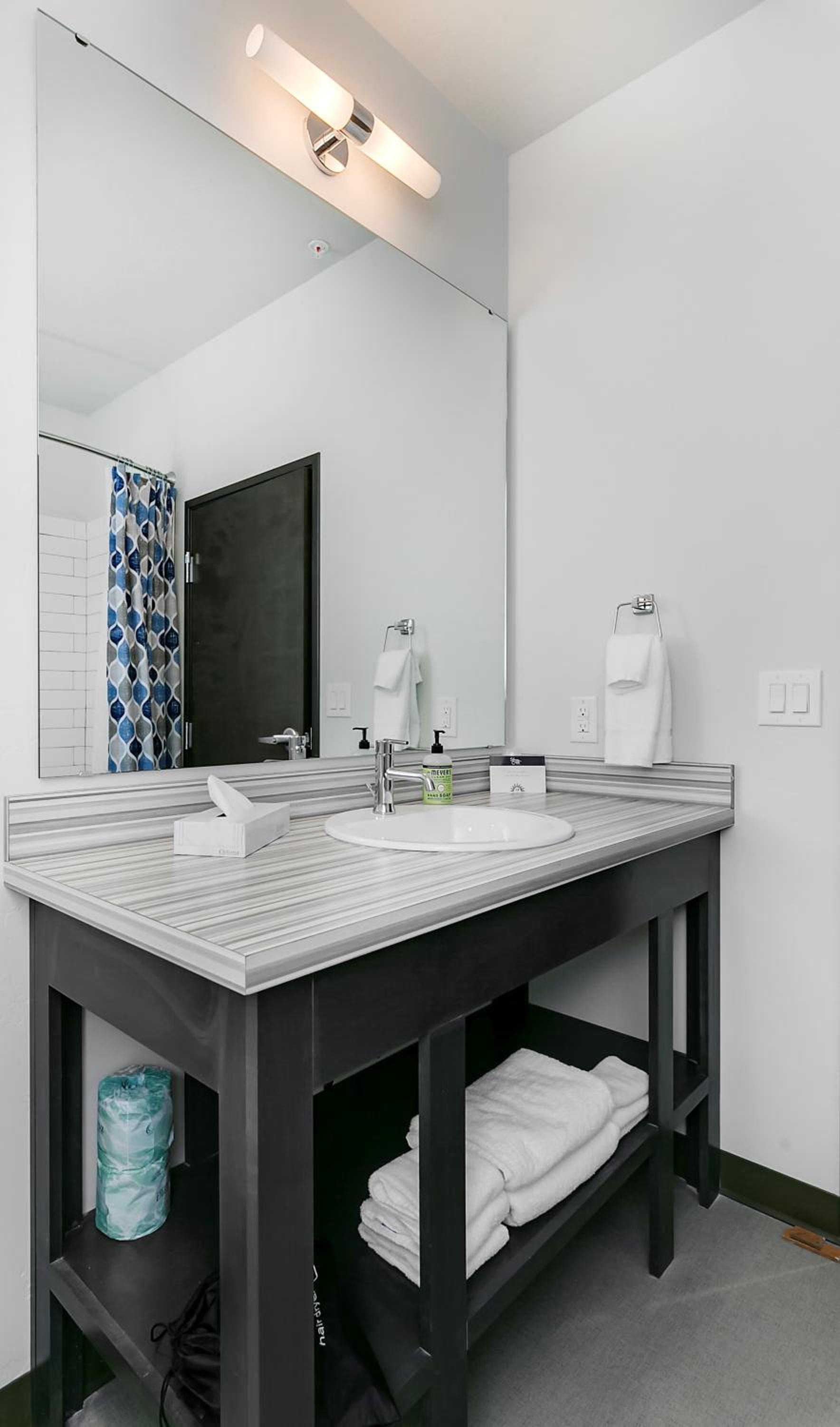 Silver Creek Hotel - Property Image 44