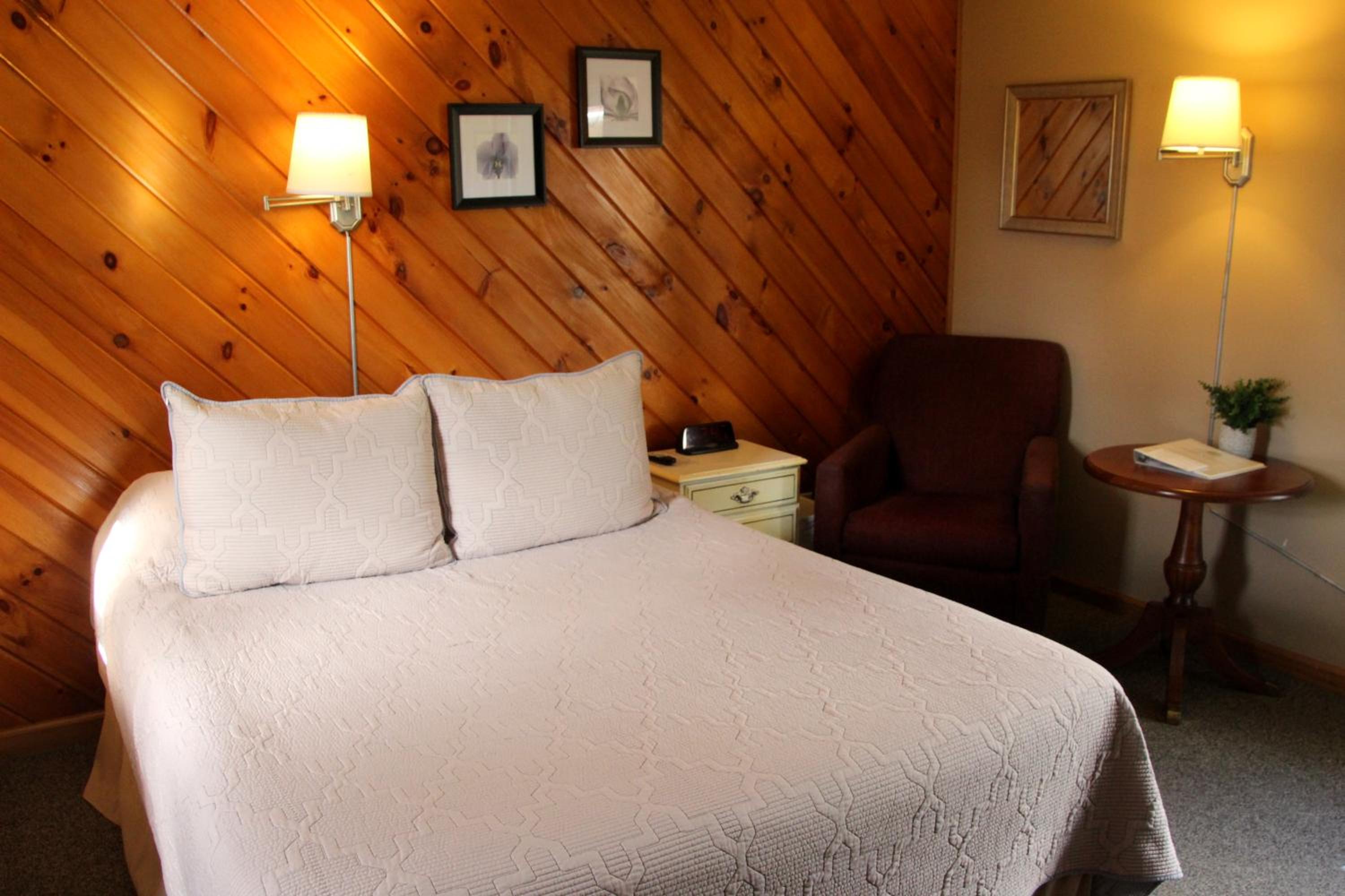 All Seasons Inn