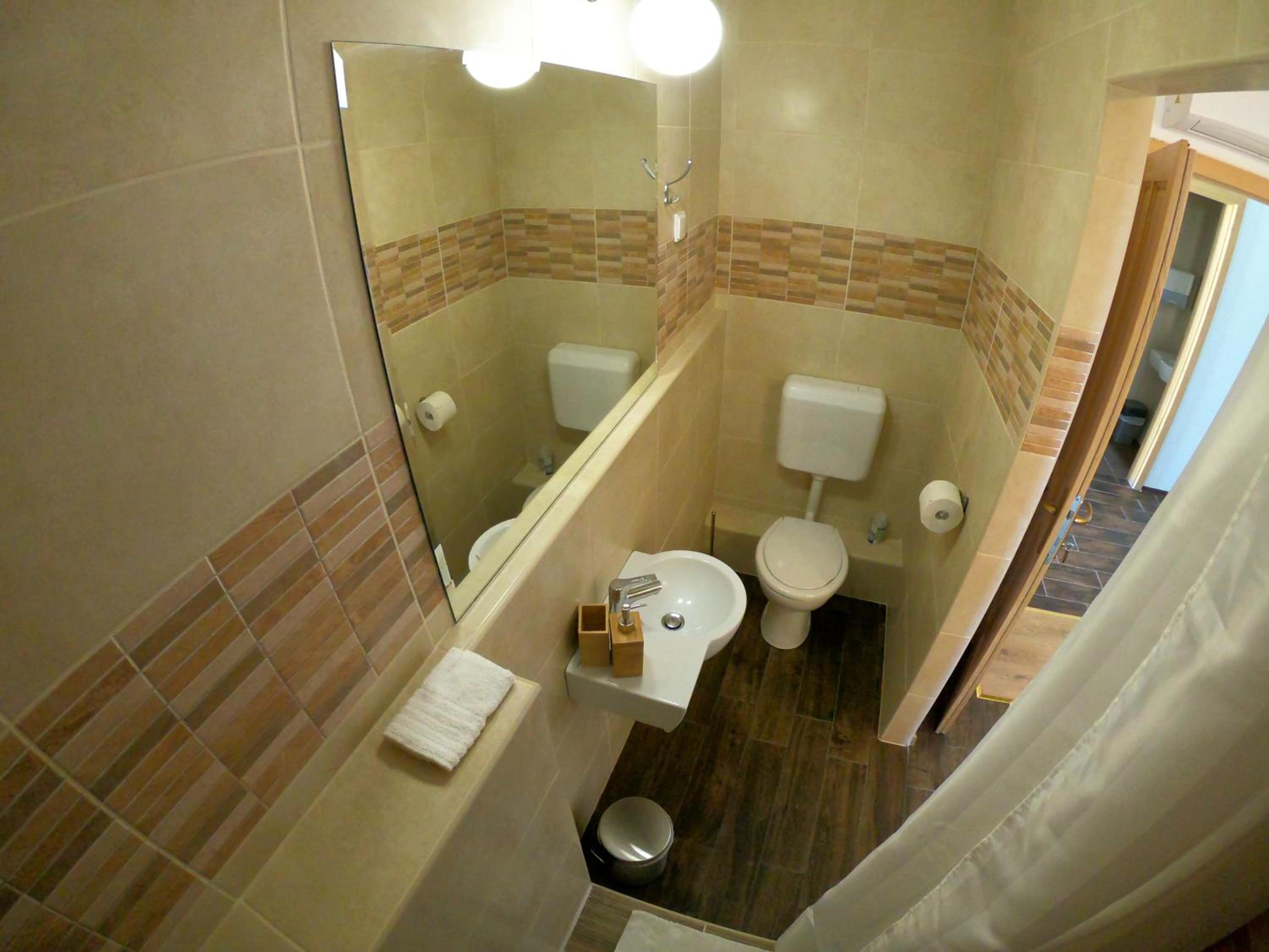 Photo 34
