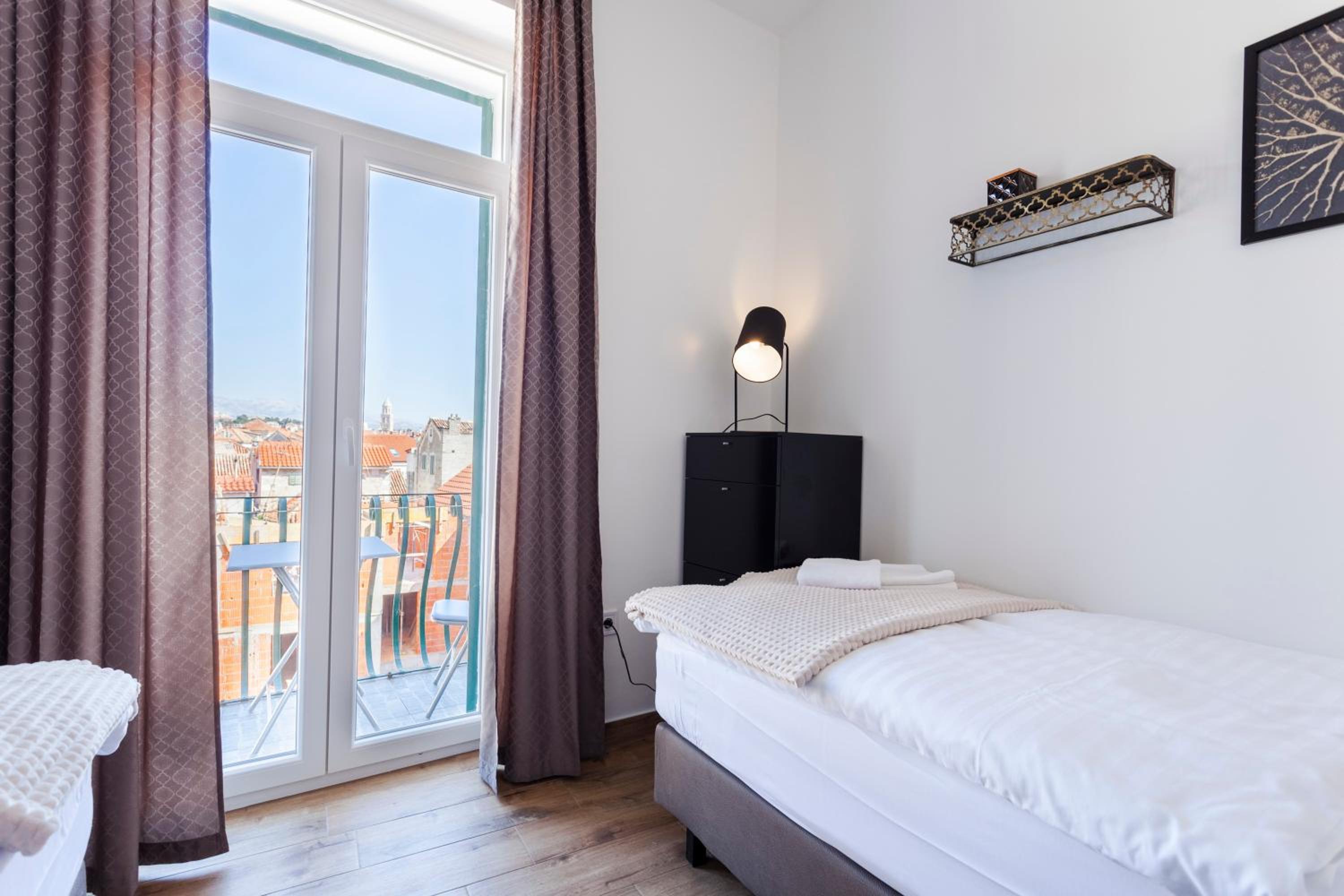 Cozy Apartment Lile in the heart of old town Split photo 3