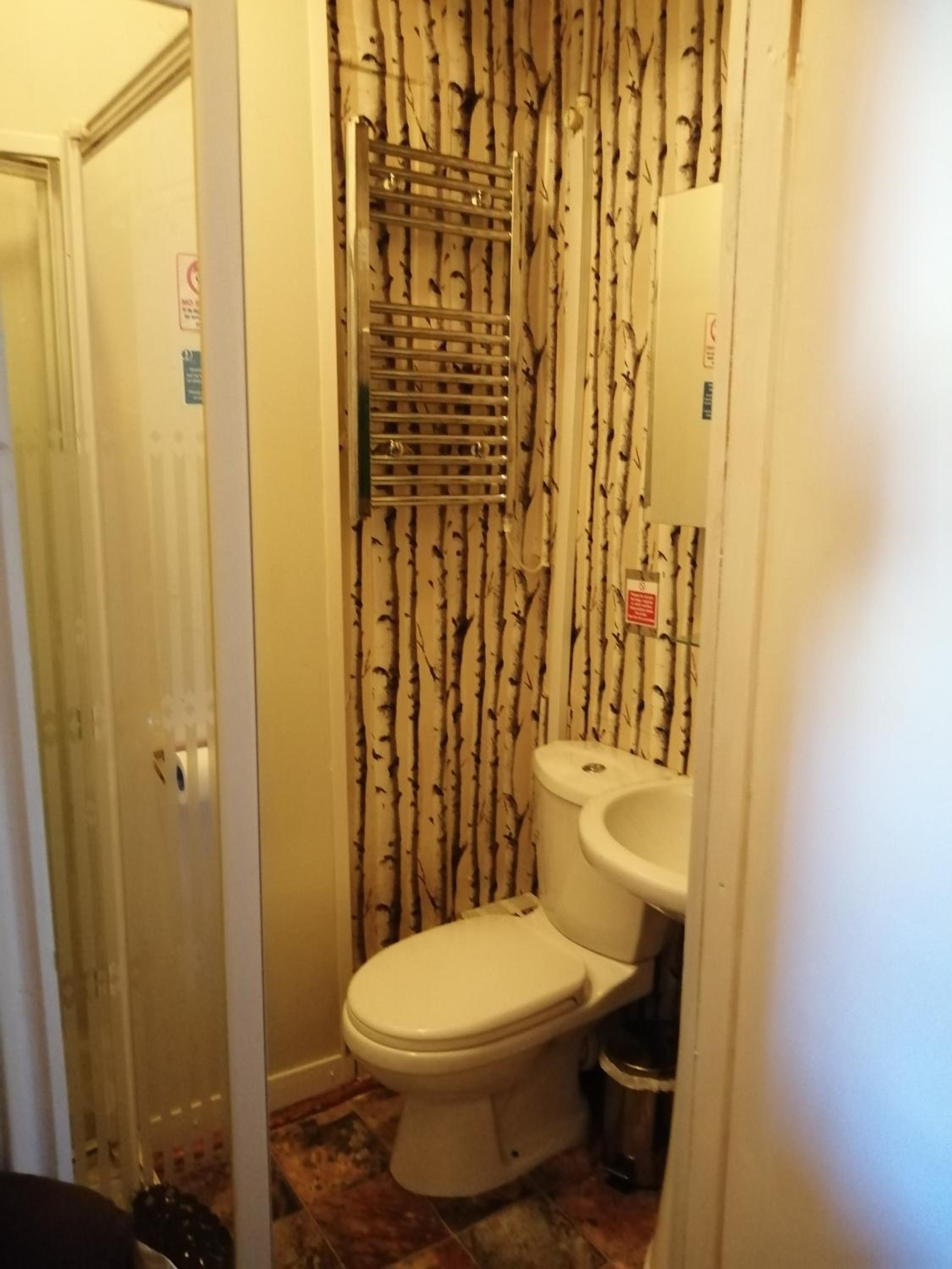 K.k's North Station Self catering holiday apartments