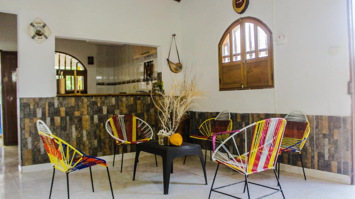 Playa Samara Hostel