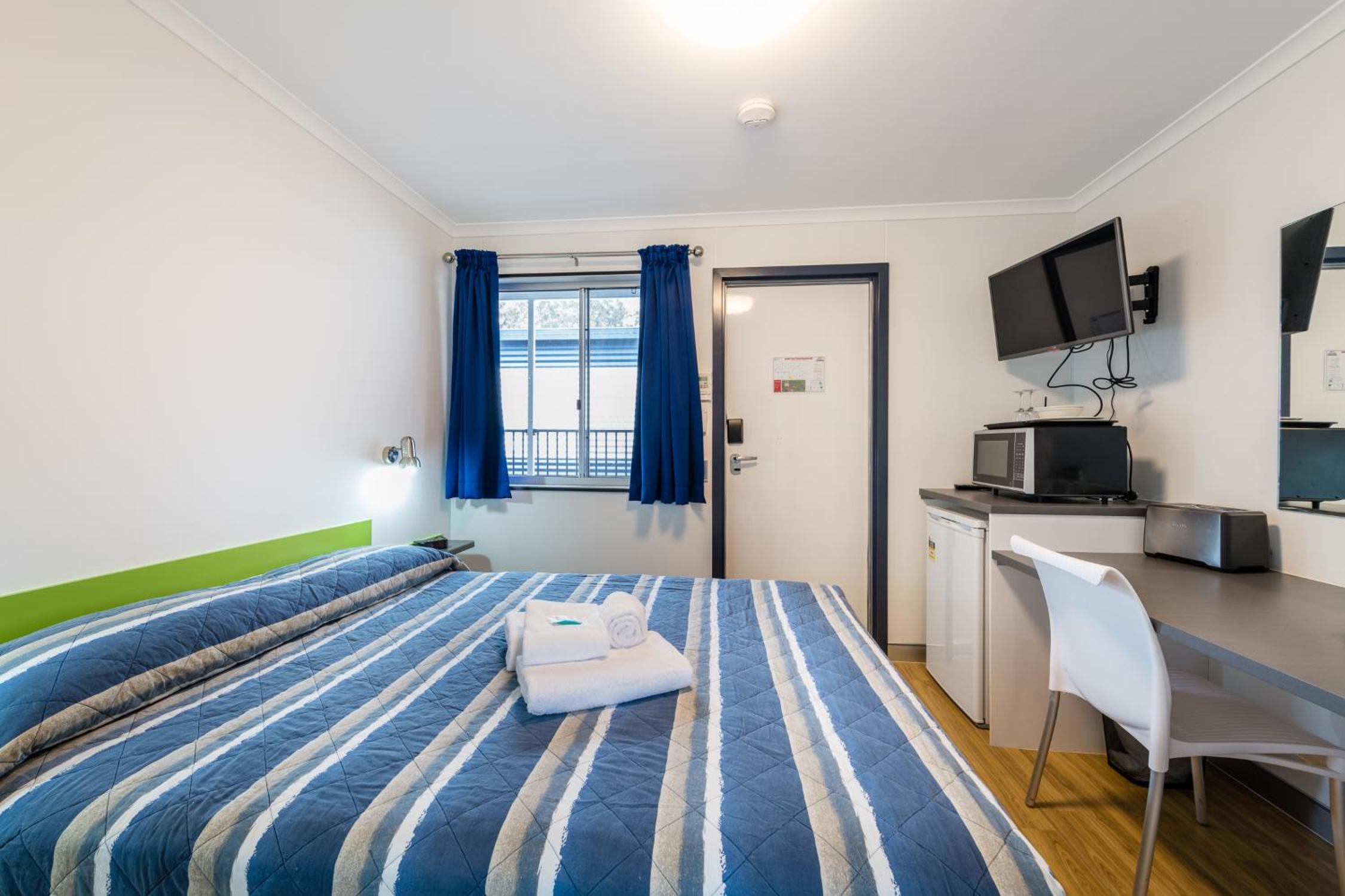 Jolly Swagman Acccommodation Park view 5
