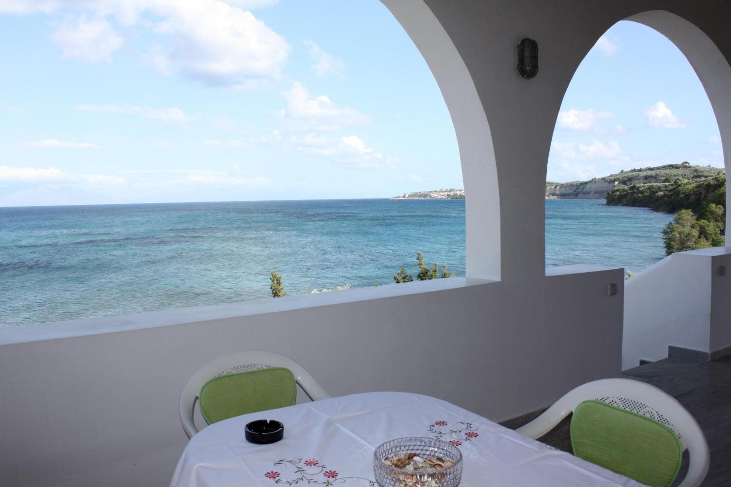 EL MAR view 3
