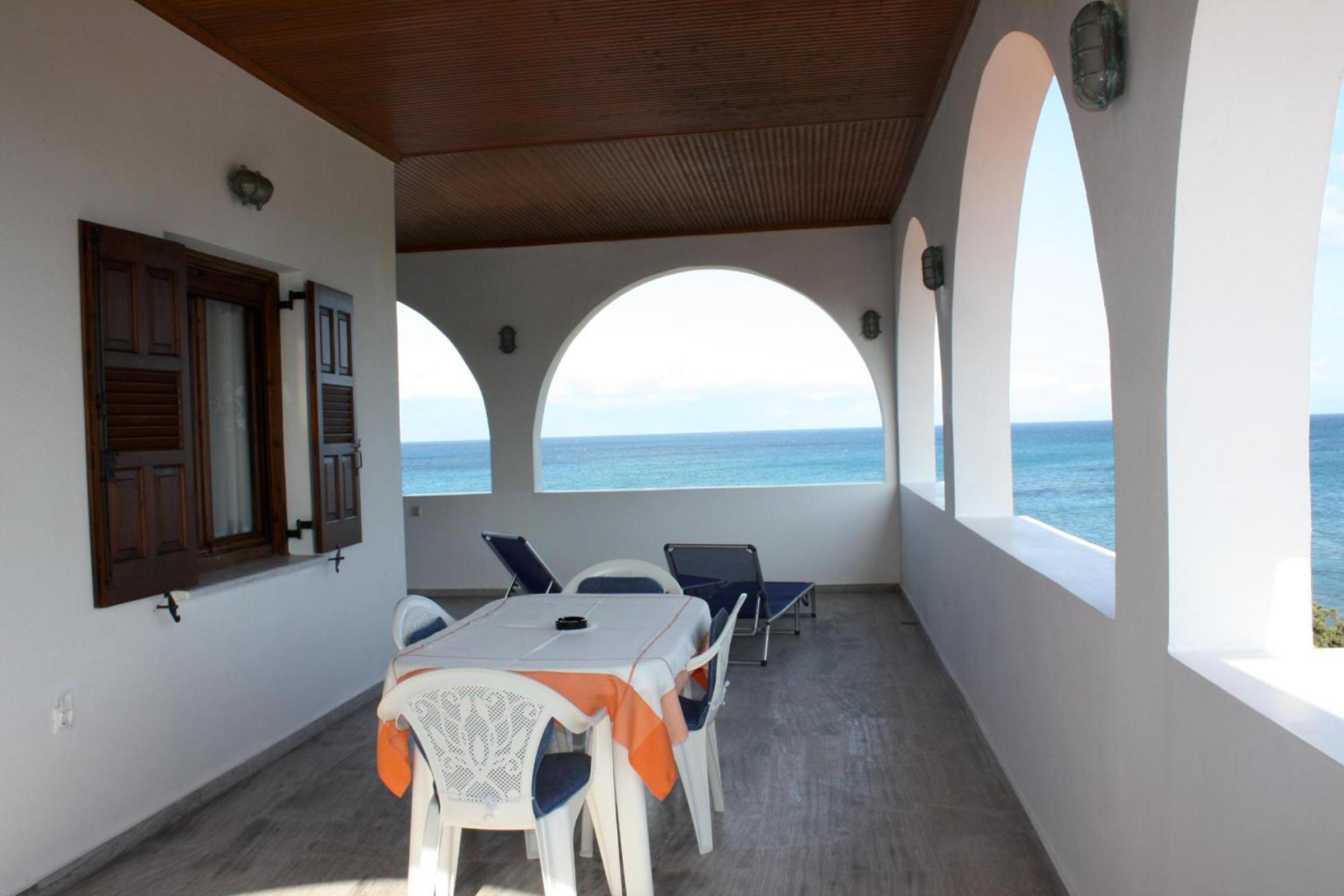 EL MAR view 4