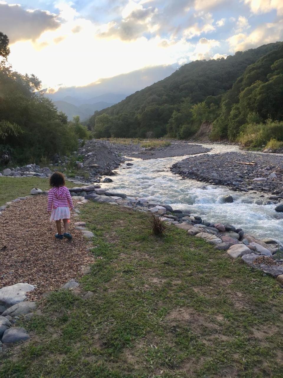 Cabañas Canto a Jujuy- acceso privado al Rio