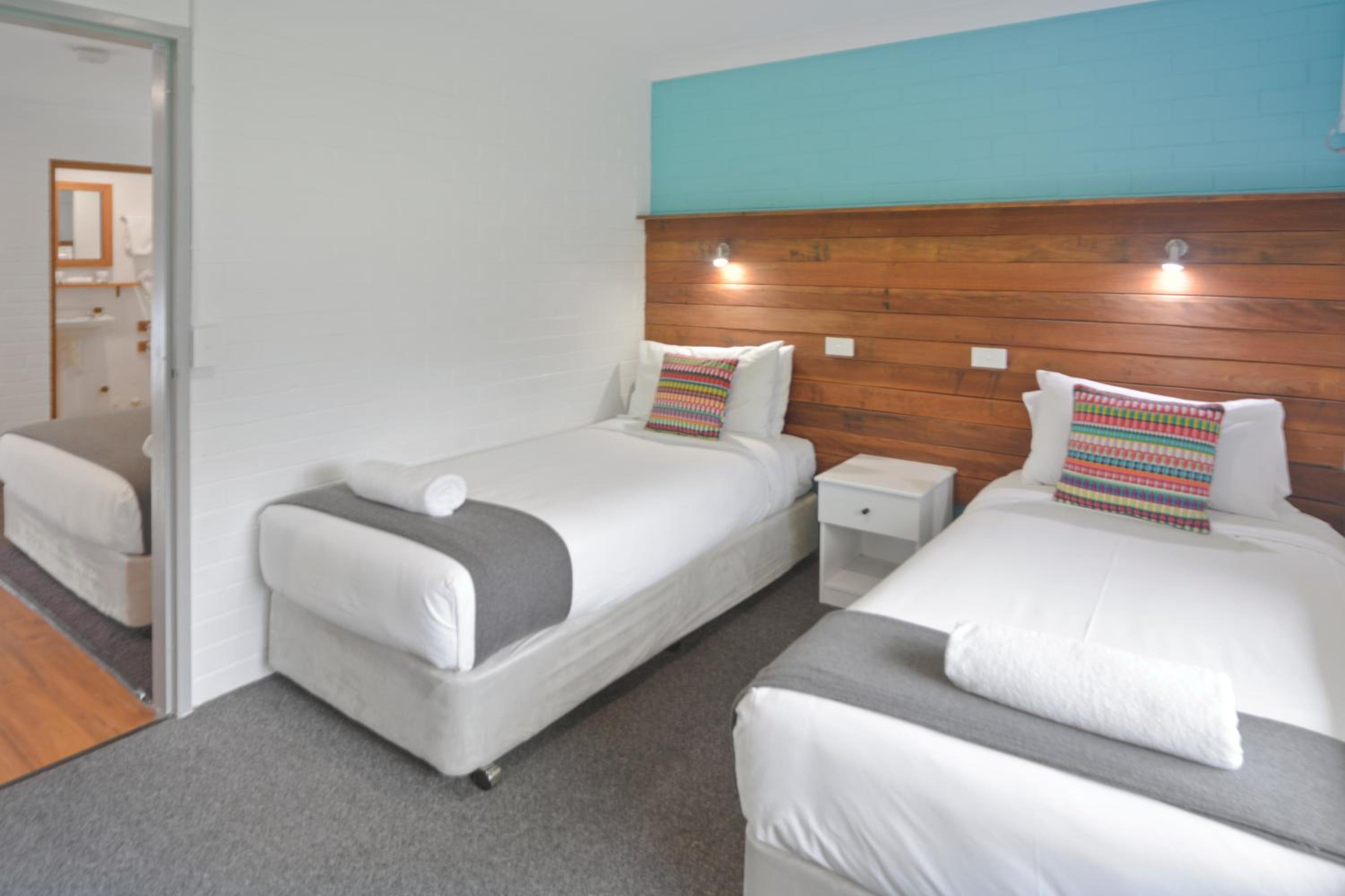 Pleasant Way River Lodge