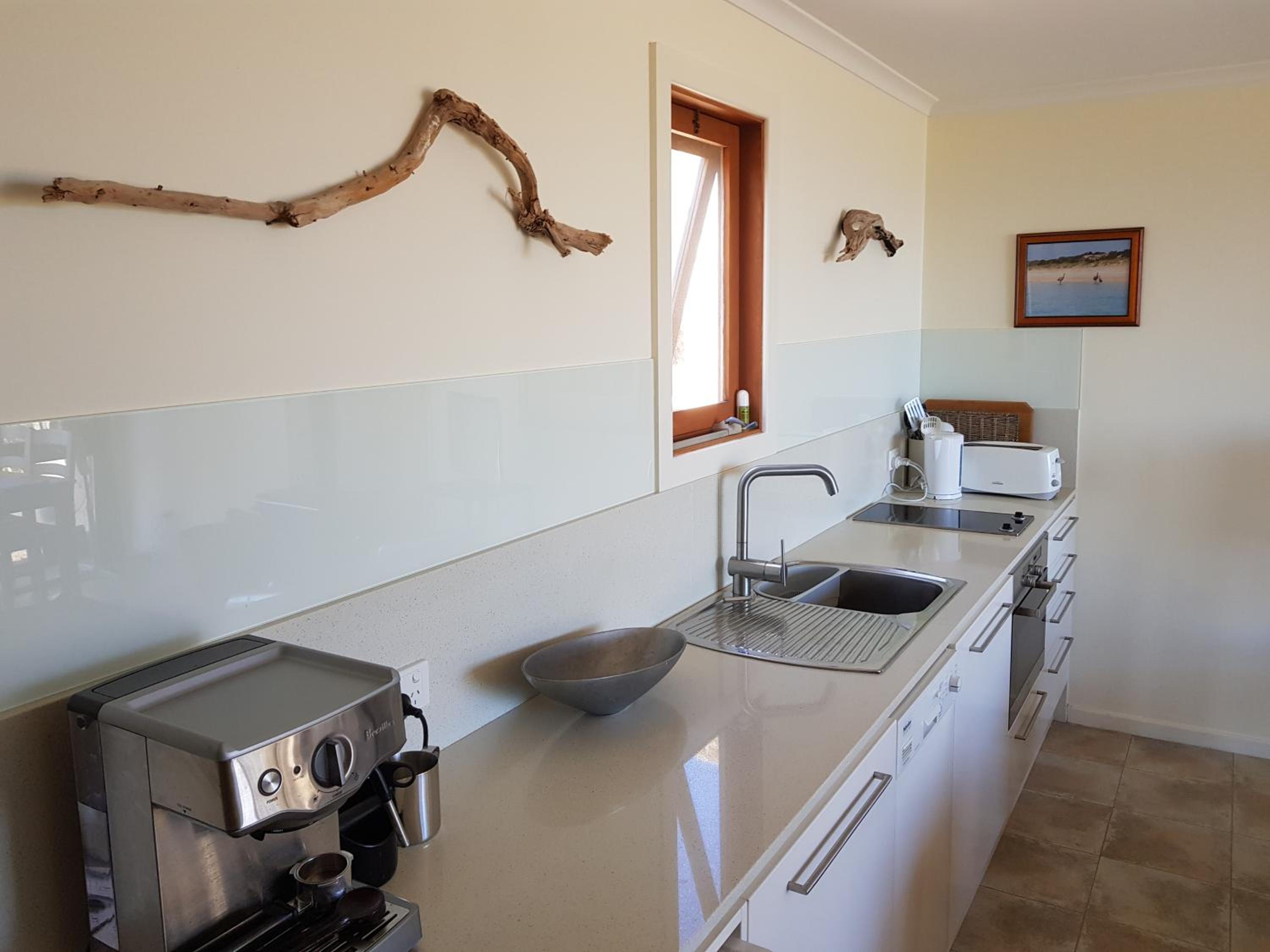 tu Emuz Stone Beachfront Villa, Emu Bay, Kangaroo Is