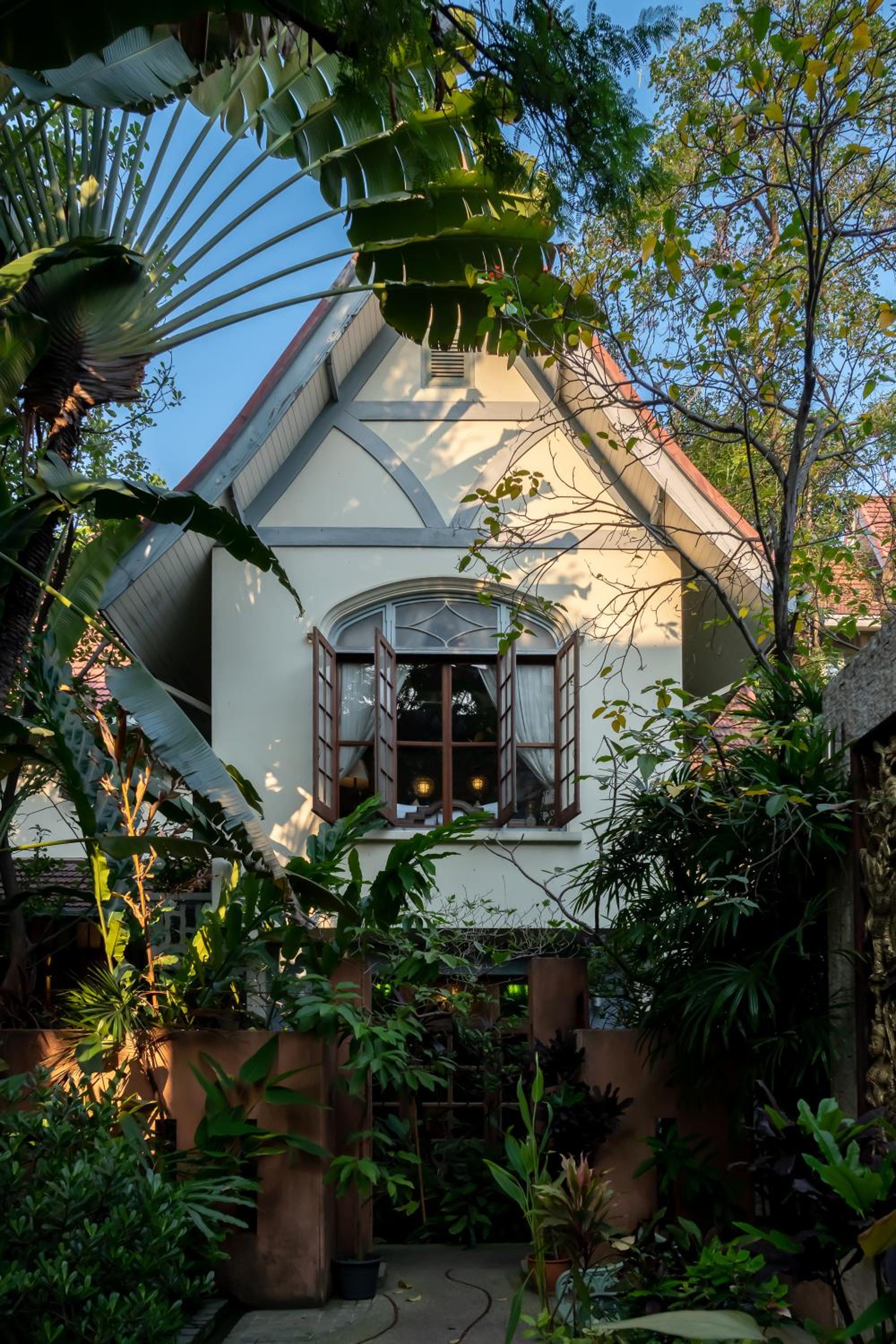 Ariyasom Villa