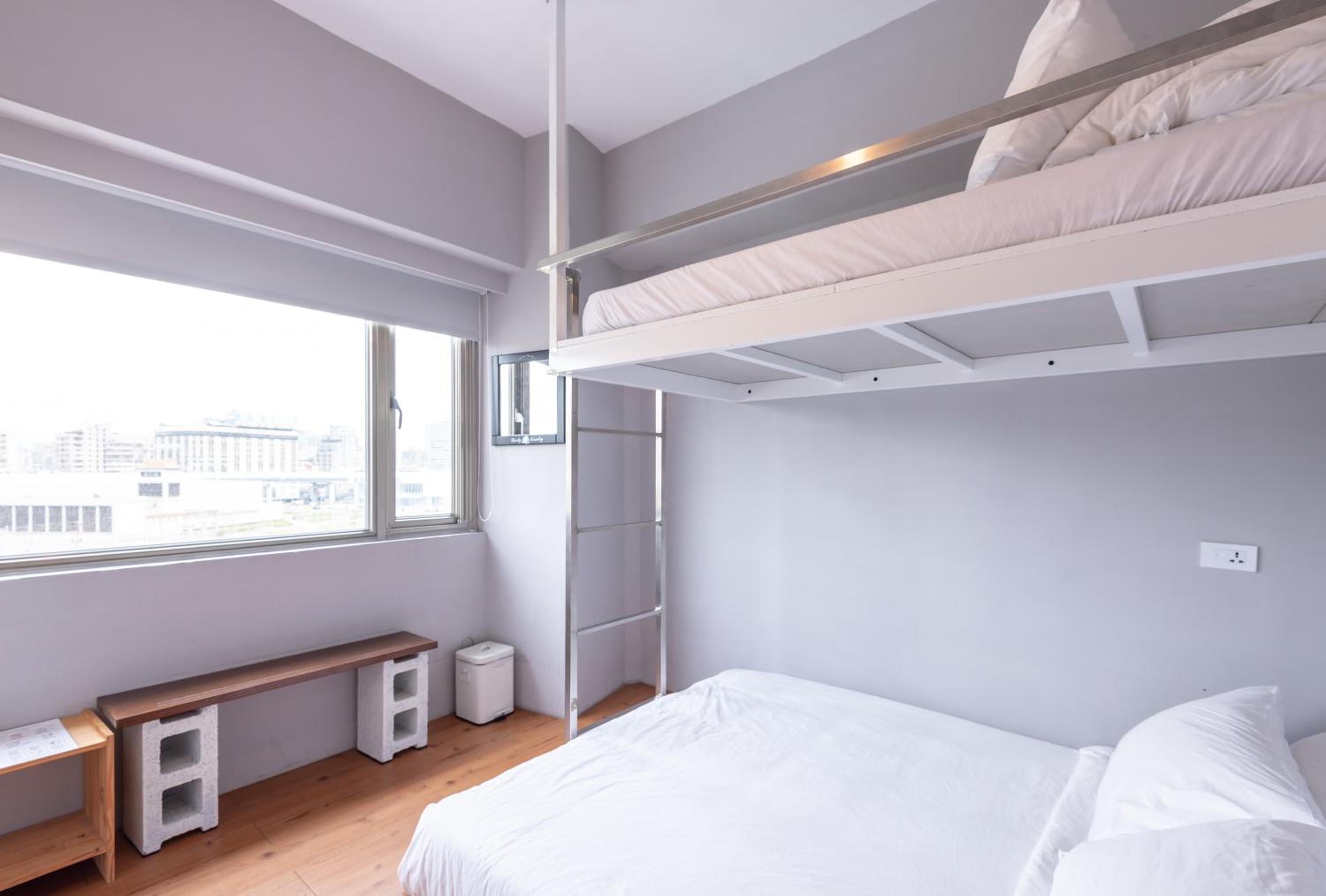 May Rooms Taipei Main Station