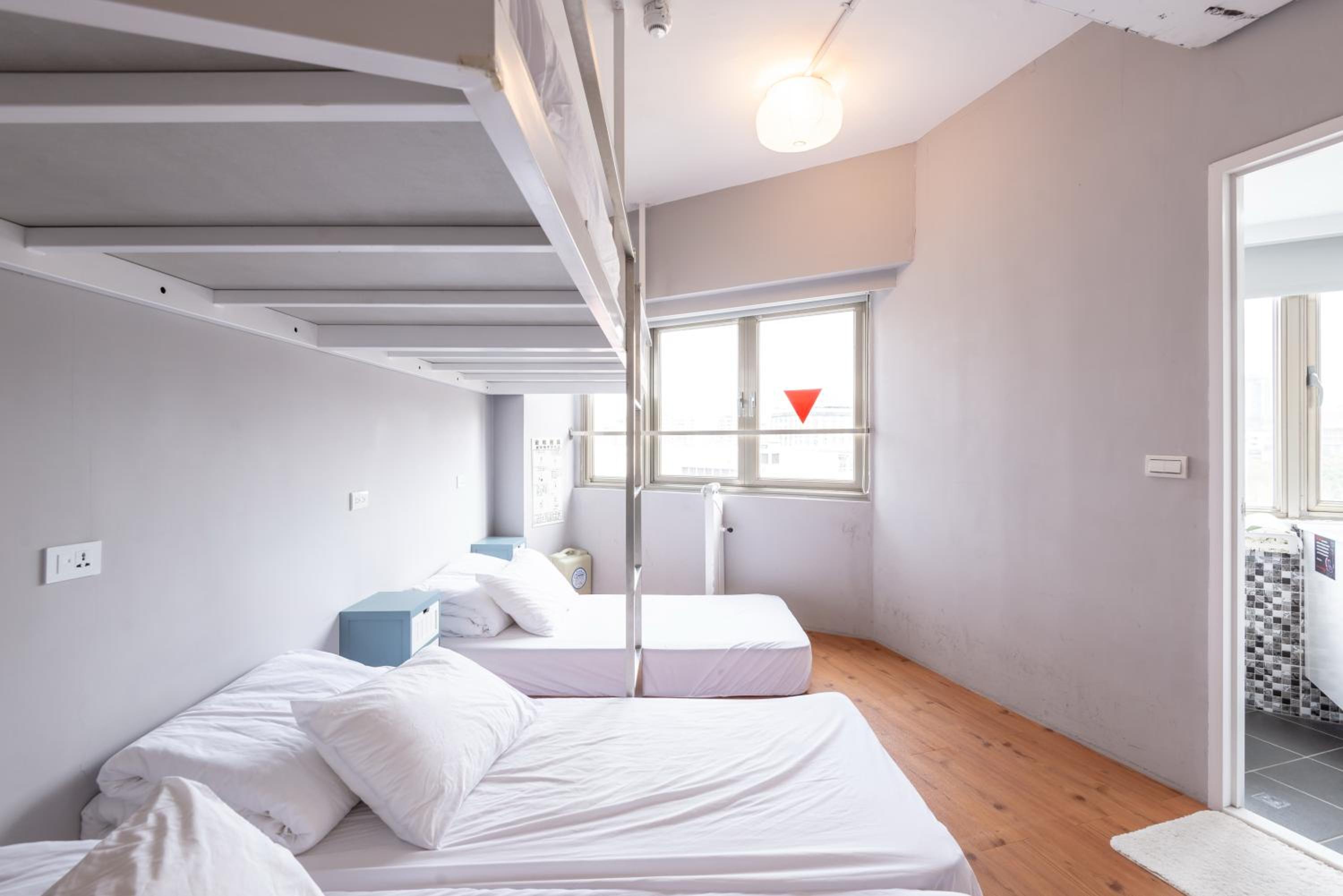 May Rooms Taipei Main Station
