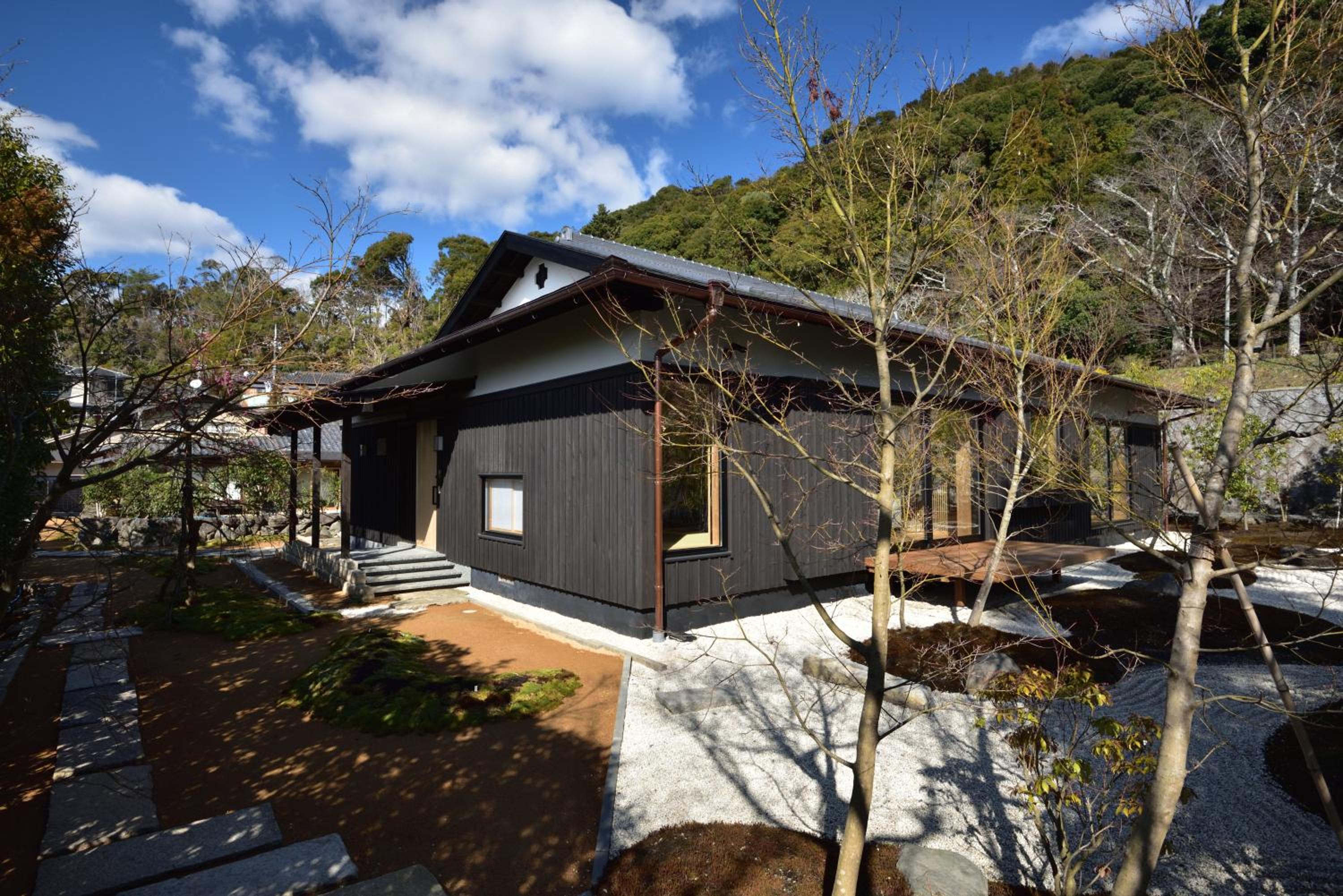 Aoi Suites at Nanzenji Modern & Traditional Japanese Style view 5