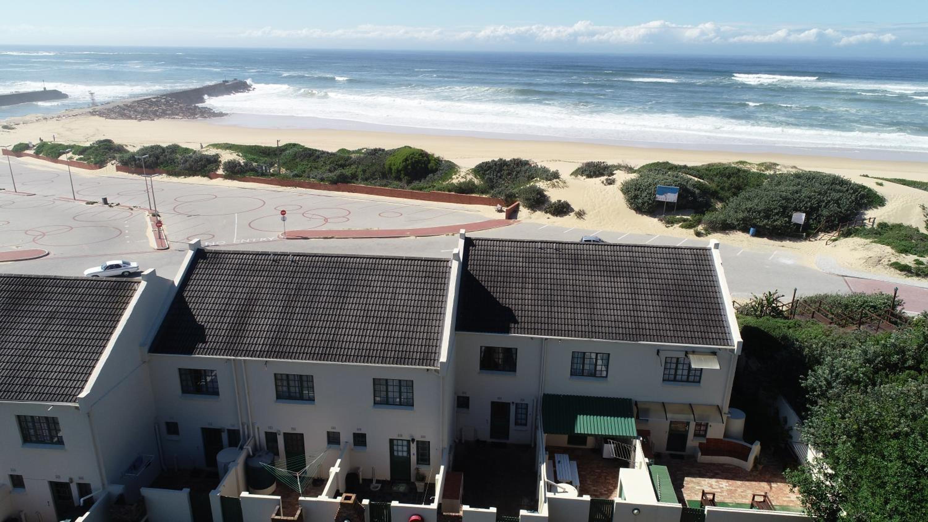 8 Settler Sands Beachfront Accommodation Sea View view 2