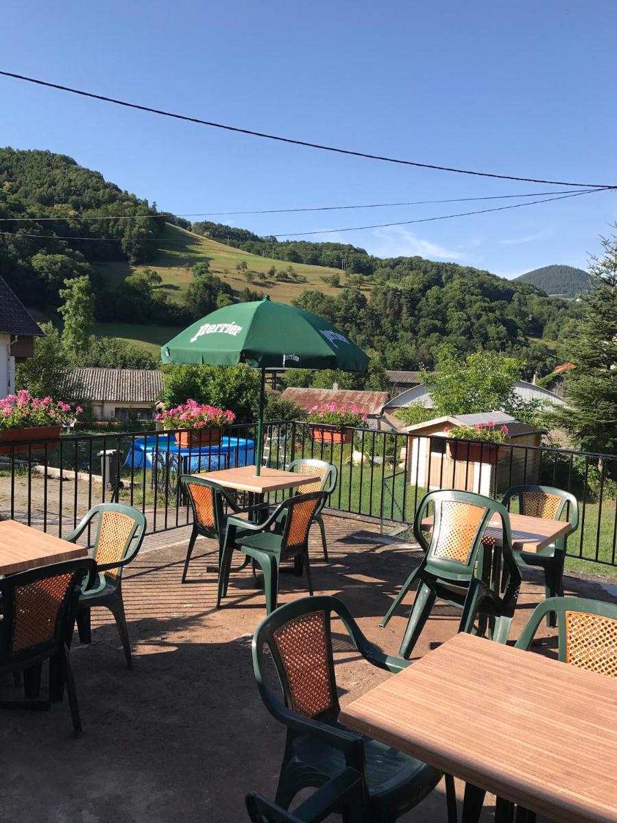outdoor BBQ area