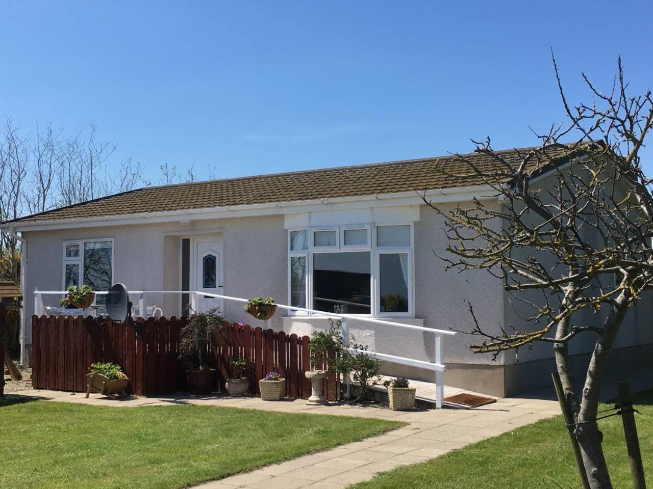 Moneydarragh Cottage with uninterrupted mountain and sea views- Hot tub available for hire at extra cost view 4