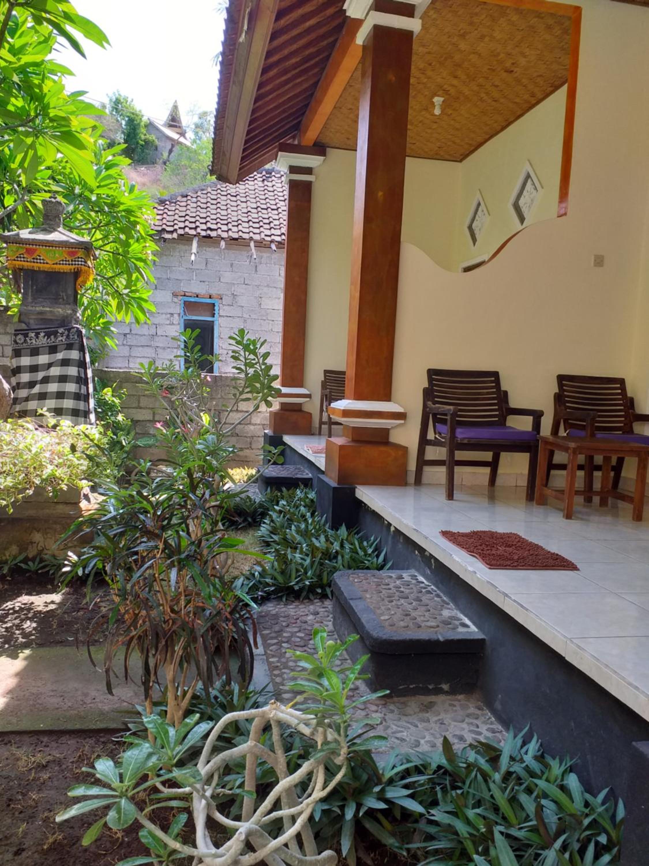 Warung Win Beach & Homestay view 3
