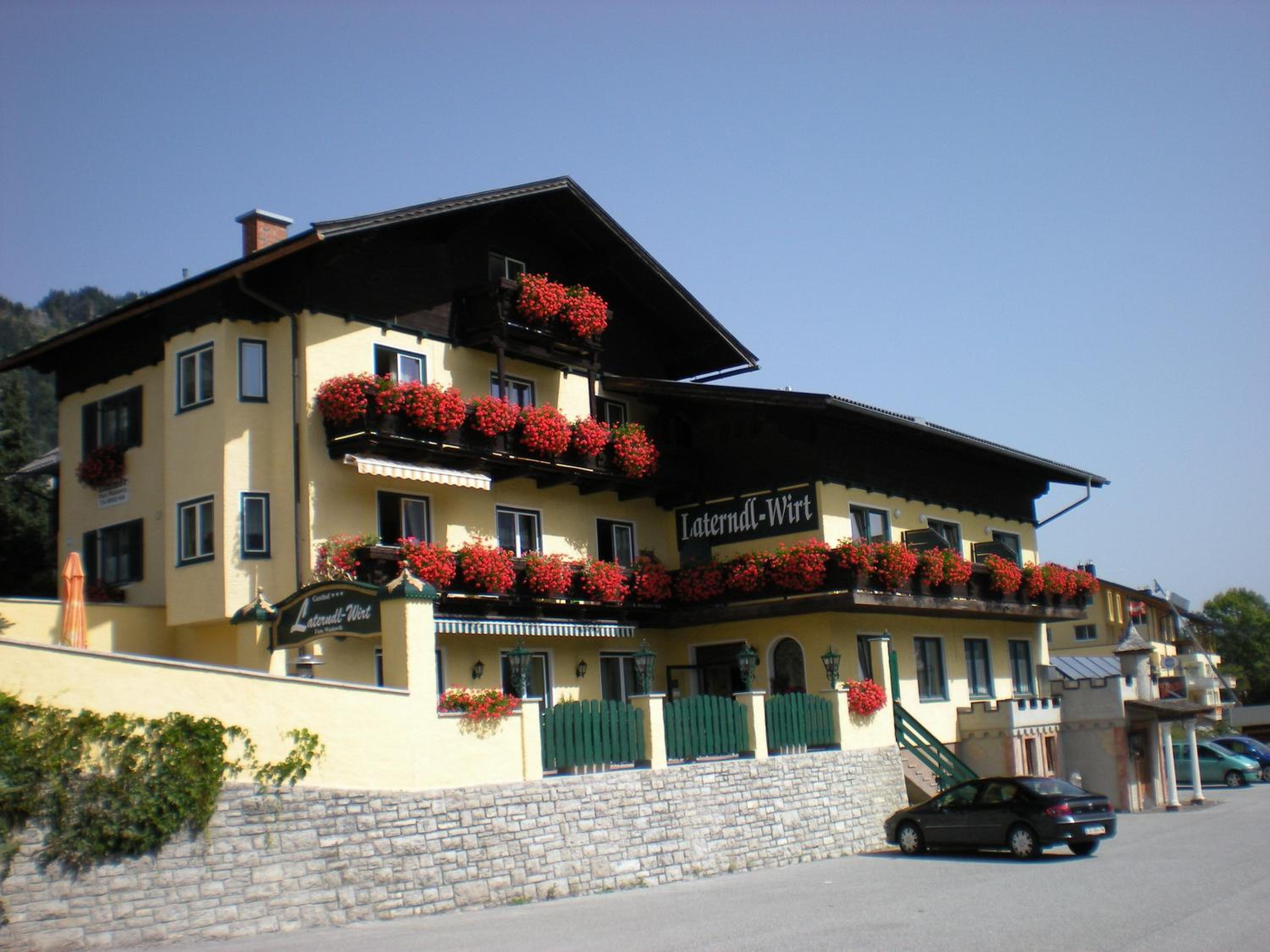 Photo 11