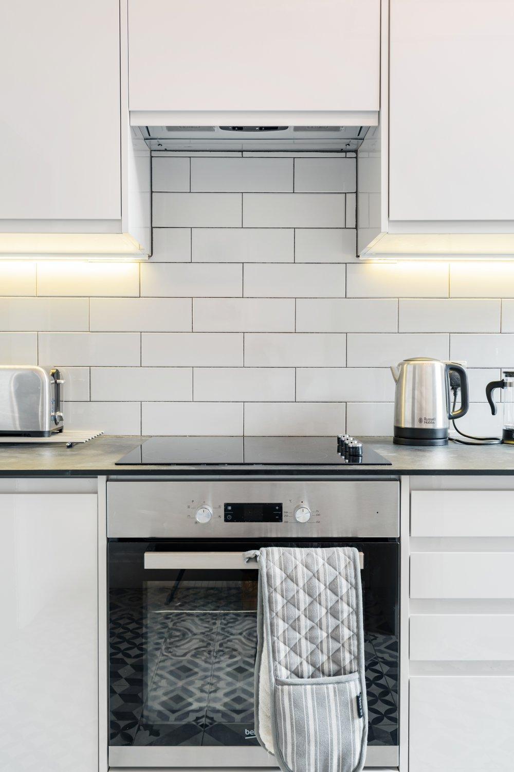 The Corson at Claremont Apartments, photo 10