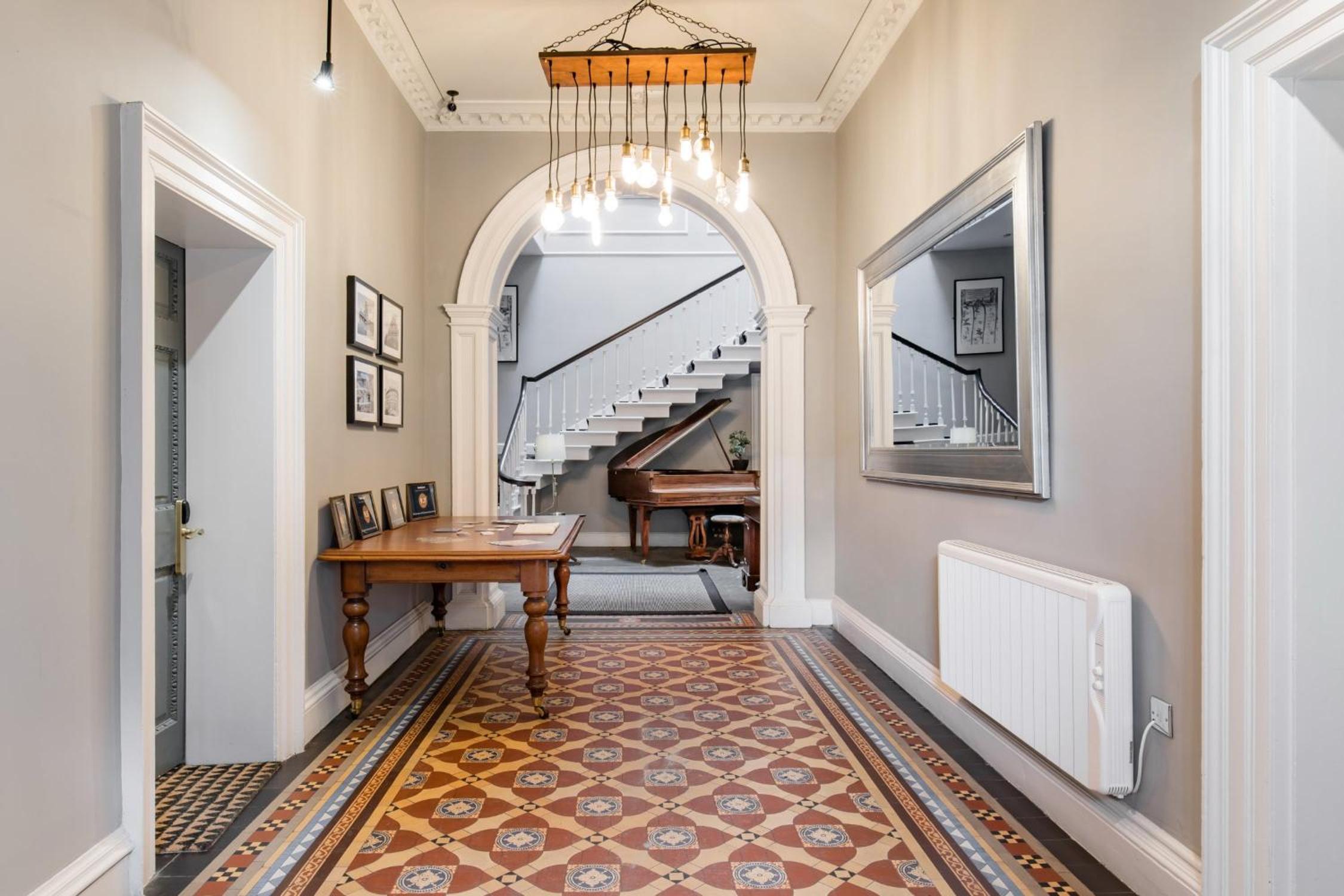 The Corson at Claremont Apartments