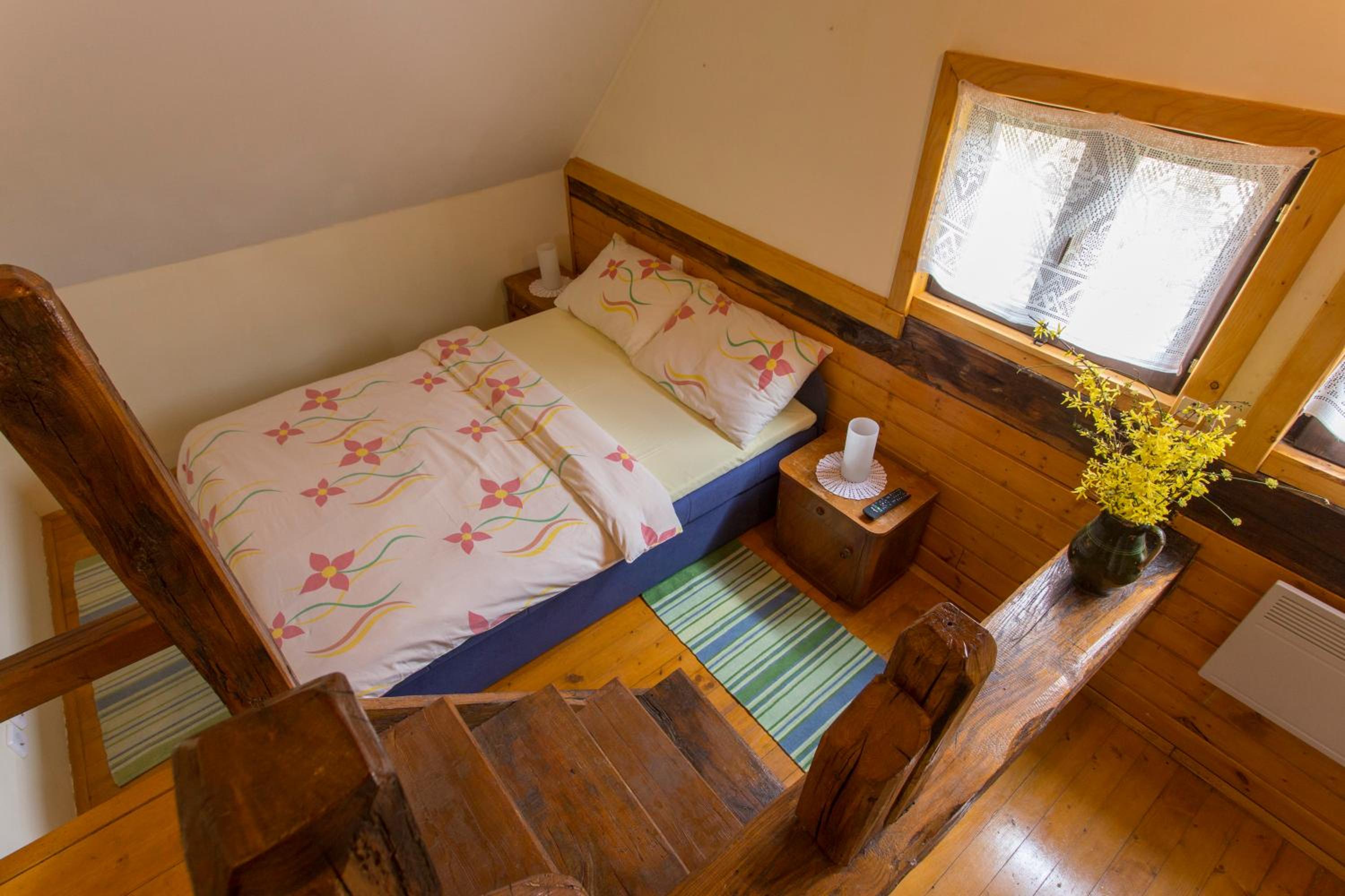 Pension Kezele