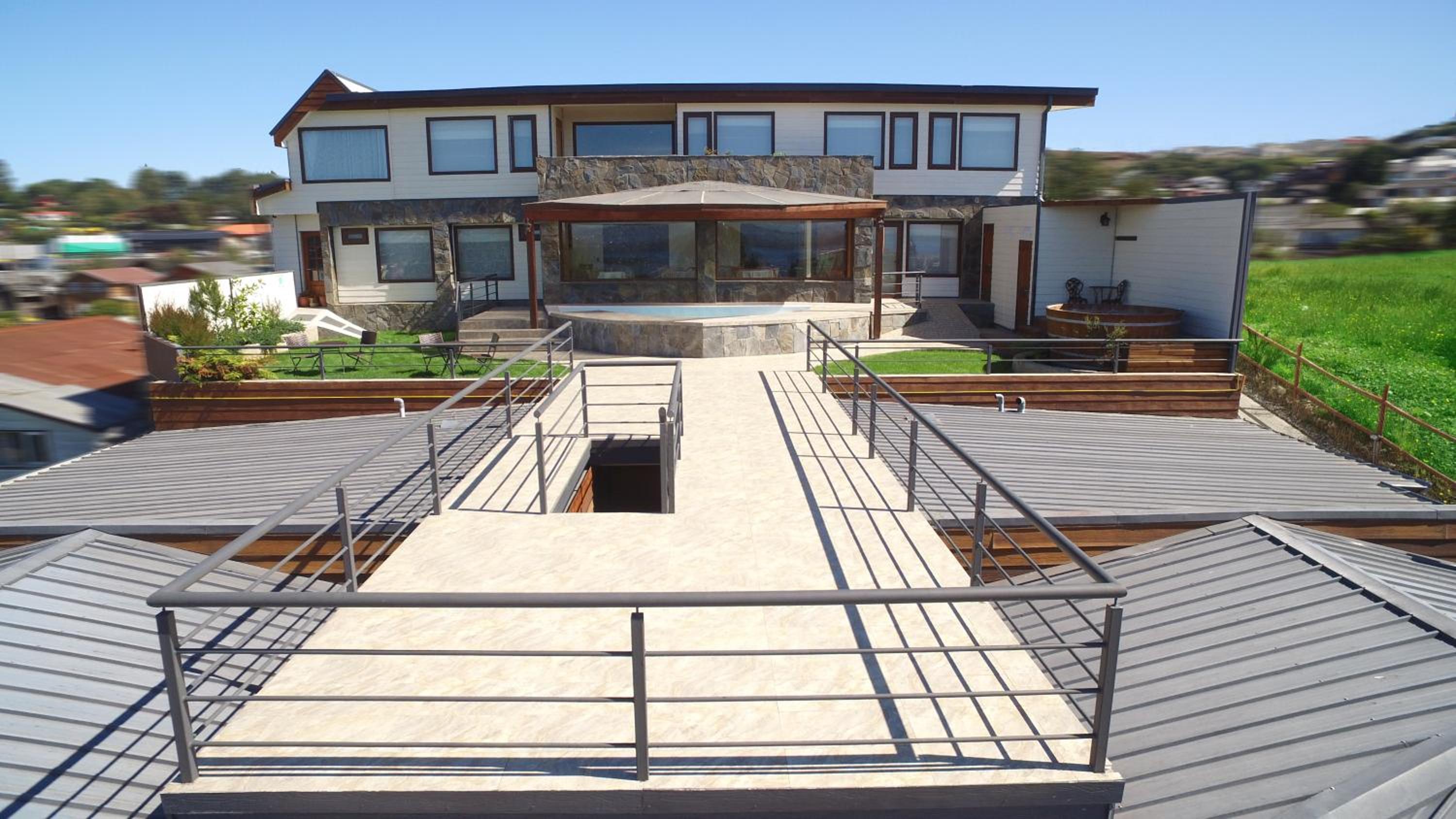 Hotel Dein Haus Hotel y Departamentos